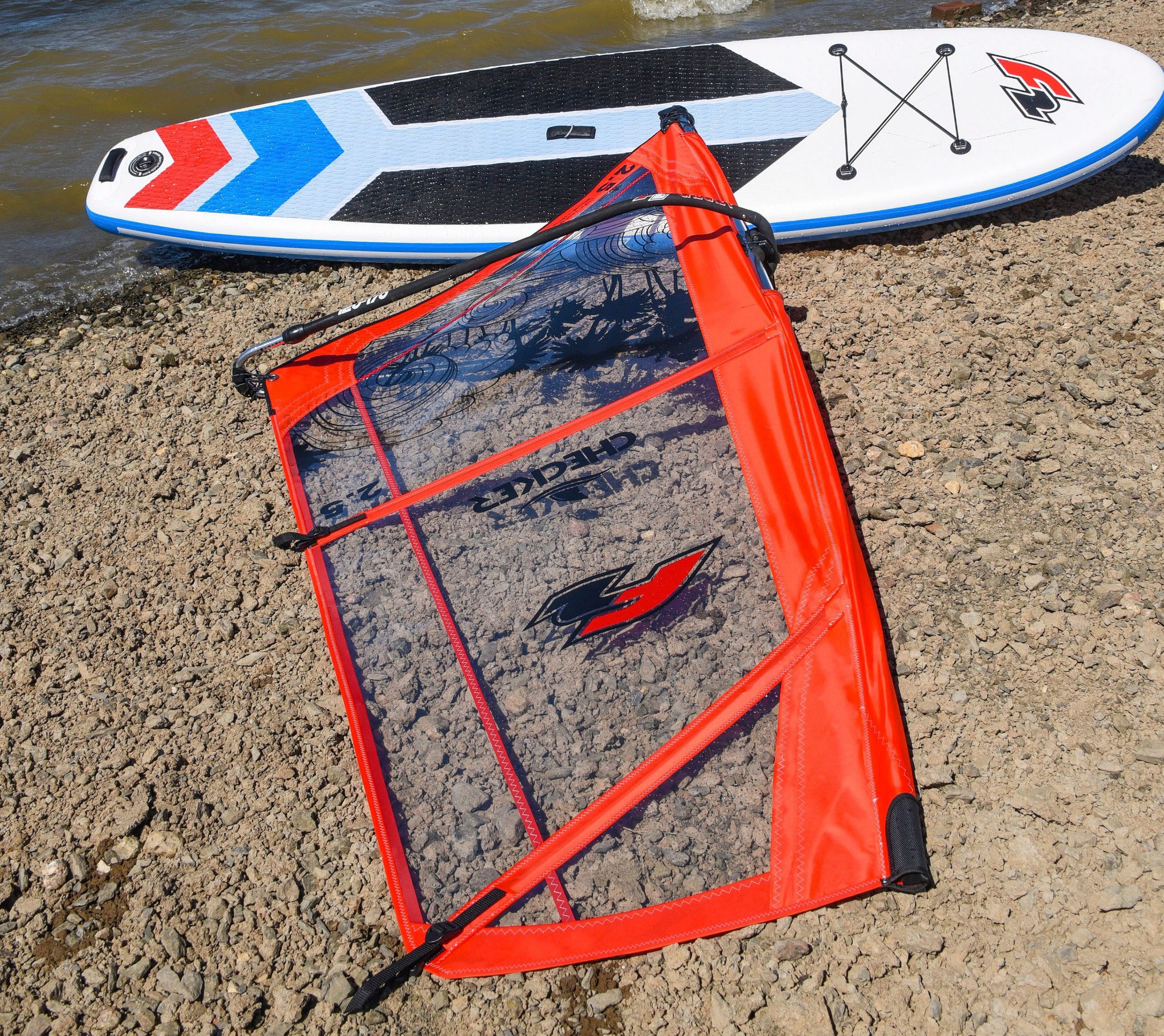F2 Windsurfboard »Peak WS 10,8 Set mit Checker Rigg 4,5m²«, (Set, 16 tlg., mit Paddel, Pumpe, Transportrucksack und Segel)