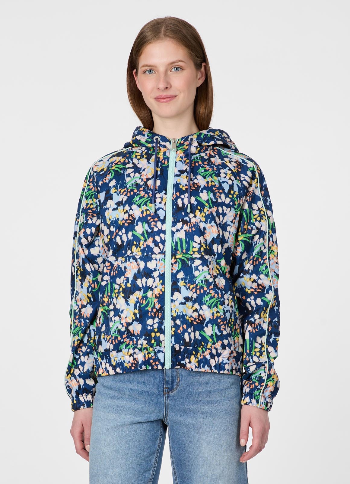 Ragwear Allwetterjacke »ANDRIN PRINT« mit Kapuze Aus dünnem, wasserabweisendem Material mit Print und Kontrastdetails