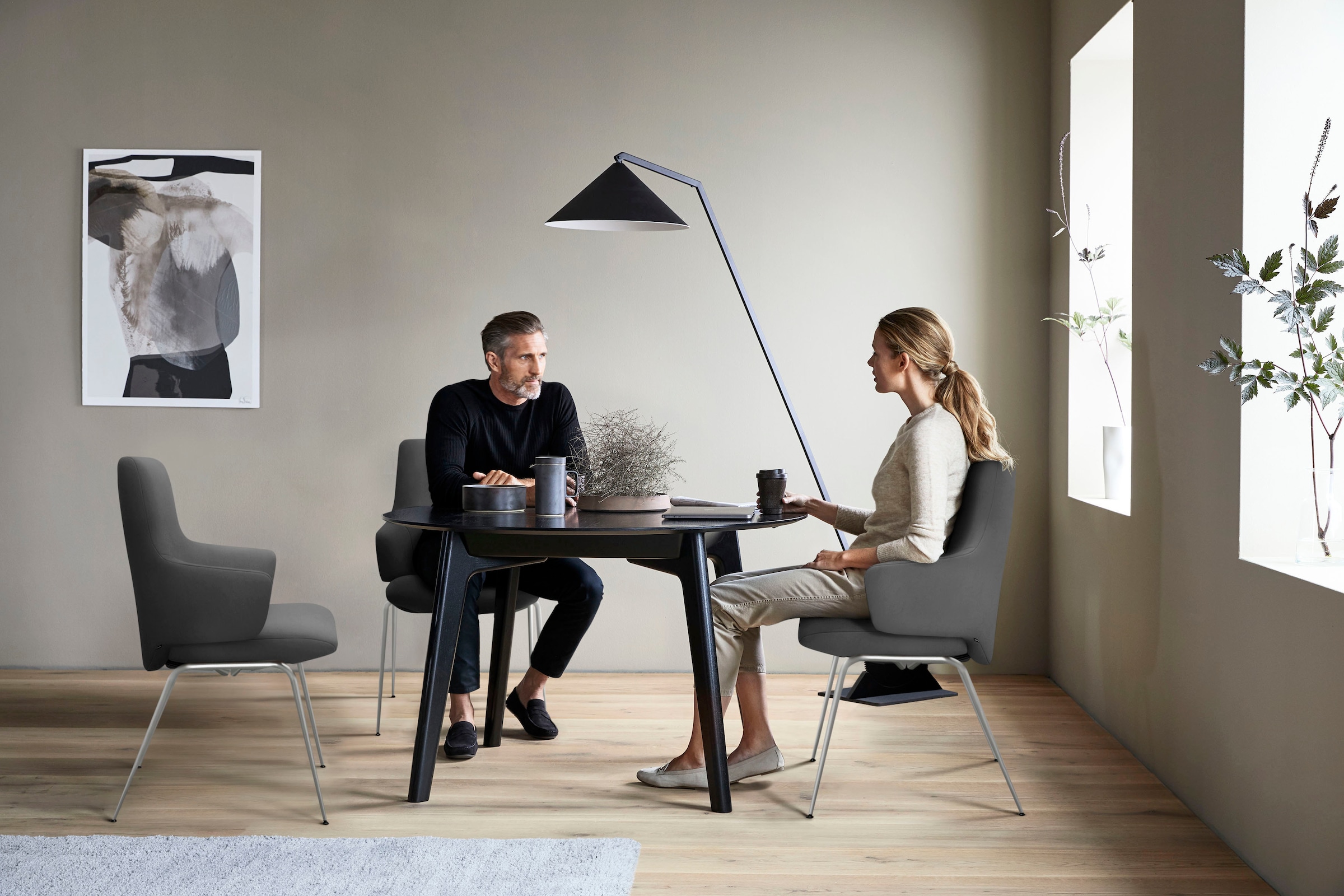 Stressless® Polsterstuhl »Laurel«, Microfaser DINAMICA, Low Back mit Armlehne, Größe L, mit Beinen aus Stahl in Chrom glänzend