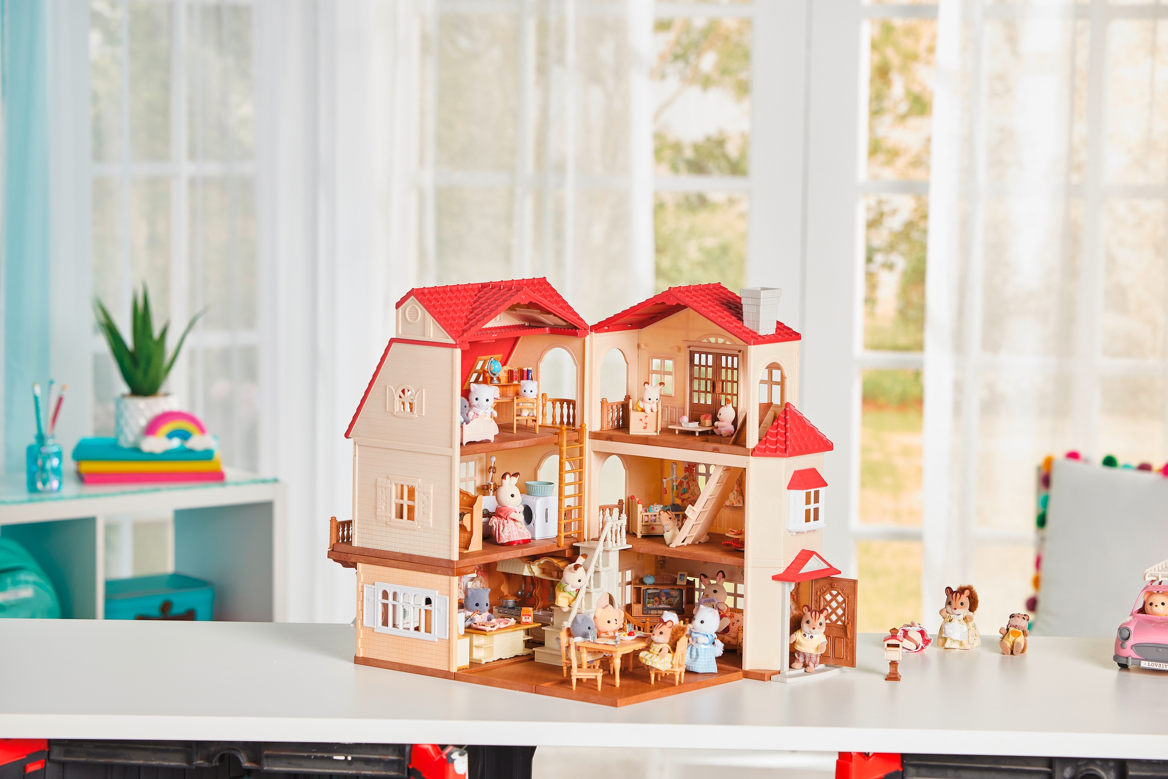 Sylvanian Families Spielwelt »Stadthaus mit Dachzimmer (5716)«