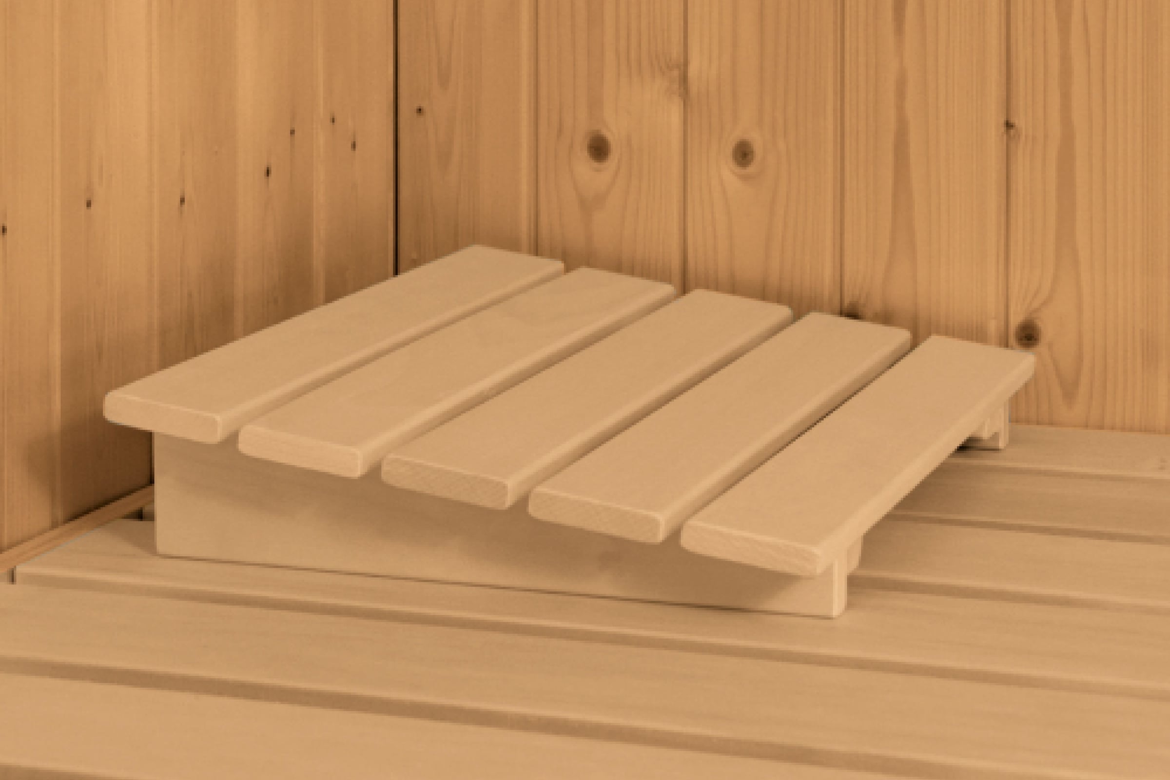 Karibu Sauna »"Agneta 2" mit Kranz, naturbelassen«, aus hochwertiger nordischer Fichte