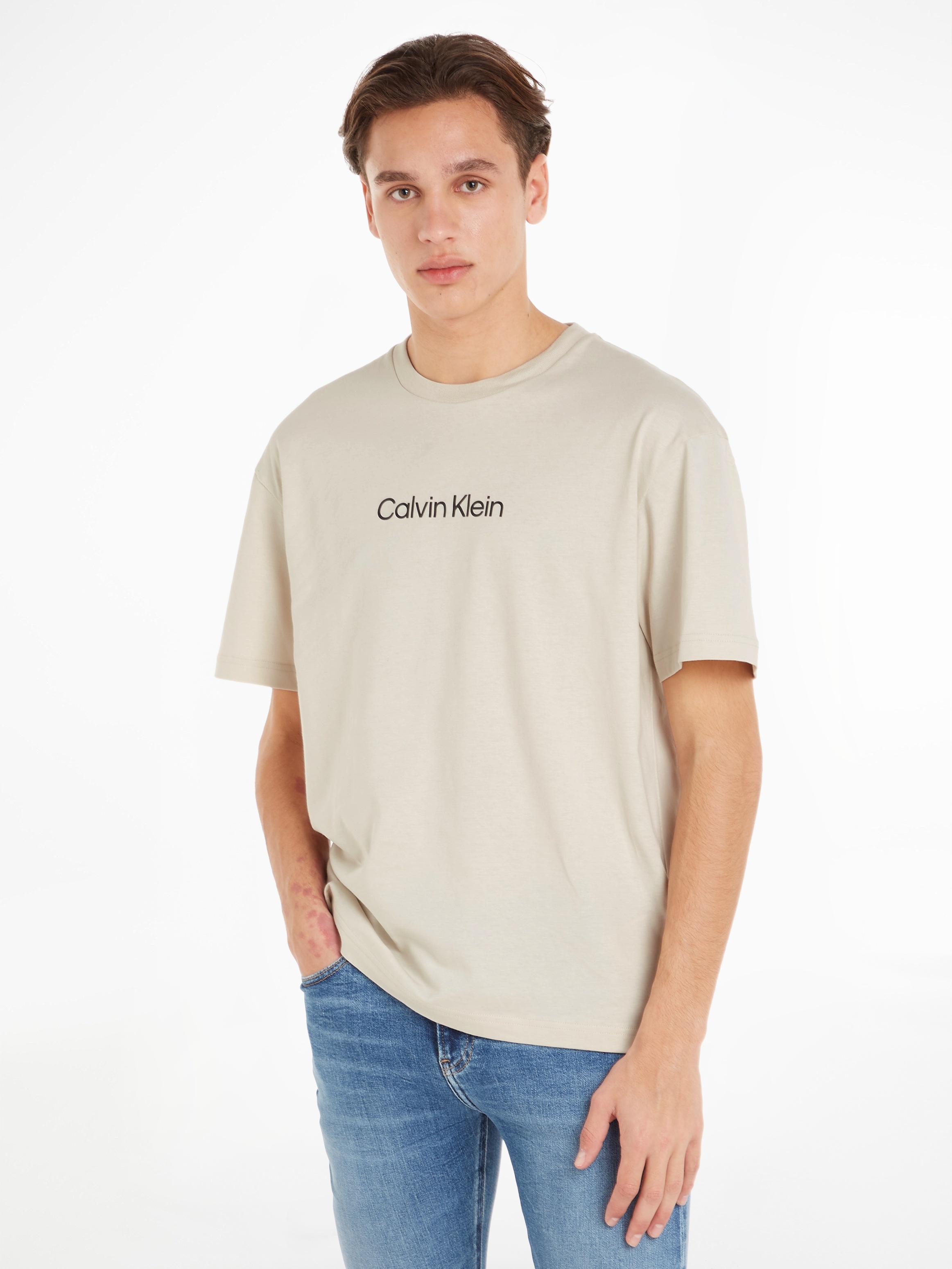 T-Shirt »HERO online LOGO Calvin bestellen T-SHIRT«, Markenlabel Klein mit COMFORT aufgedrucktem