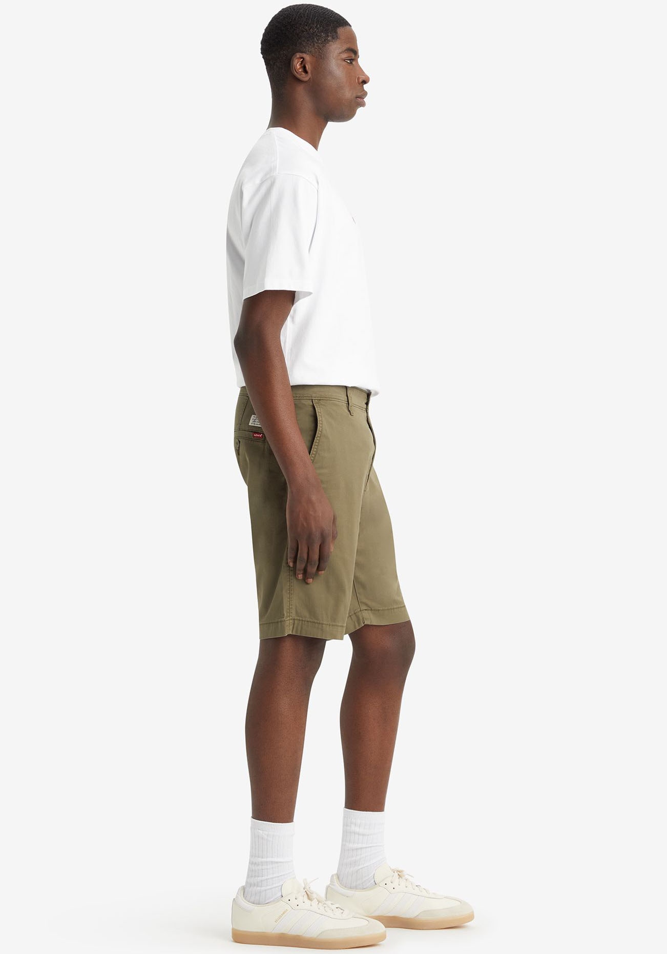 Levi's® Chinoshorts »XX CHINO SHORT II«, mit Logobadge