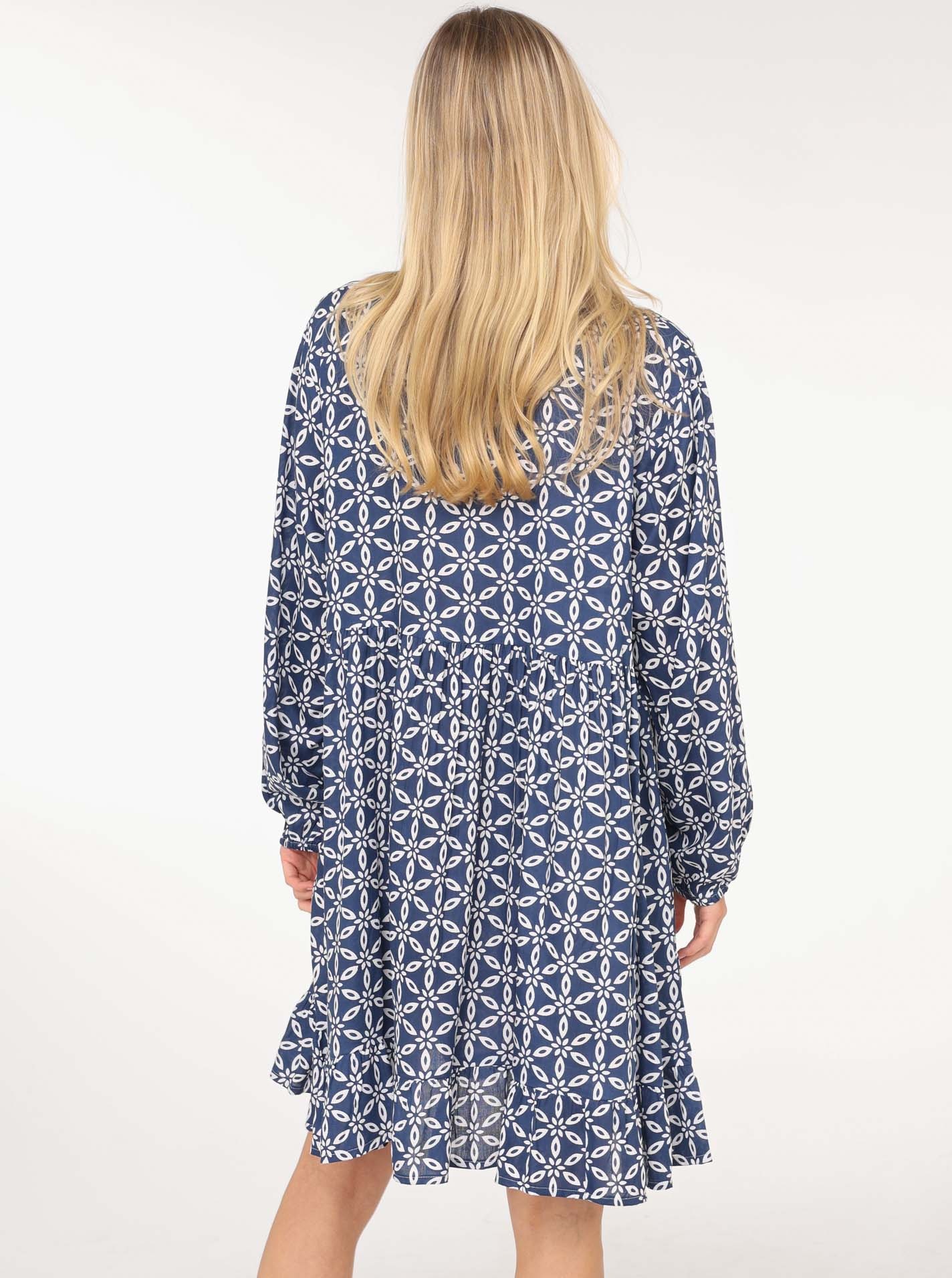 Zwillingsherz Sommerkleid »"Stargazing"«, mit Muster, langen Ärmeln und Tasseln