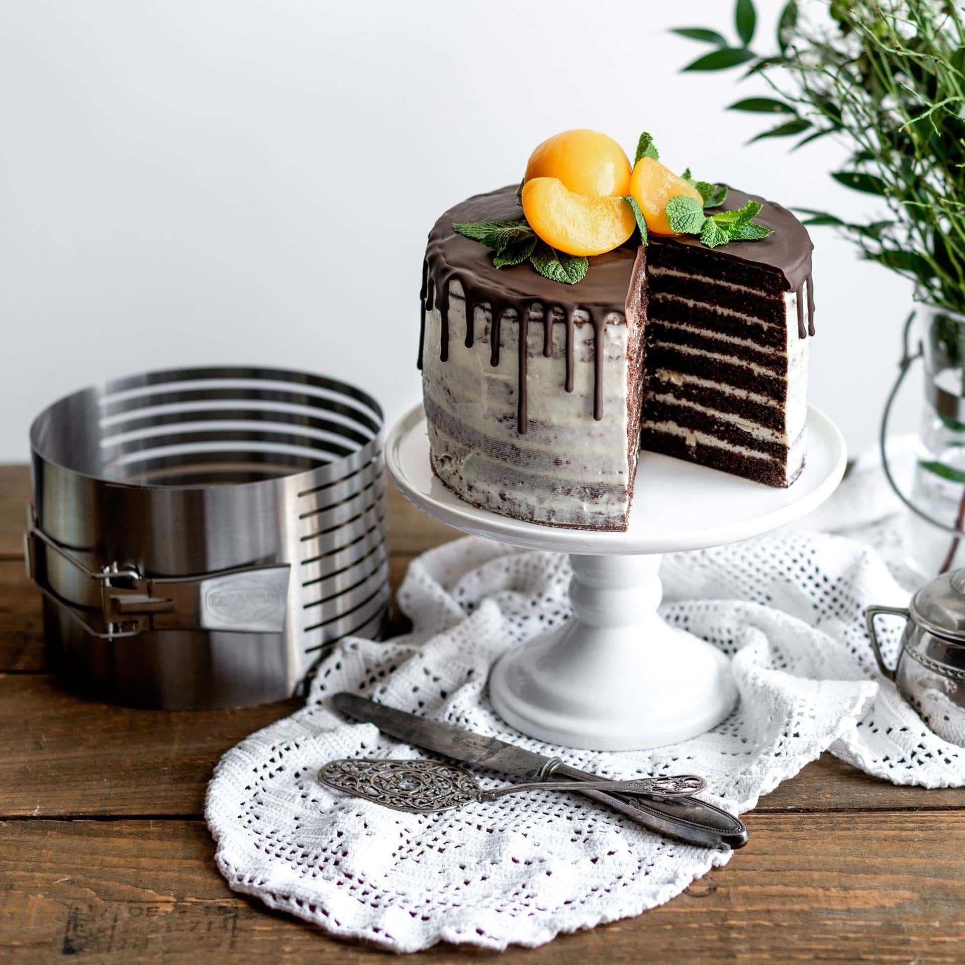 Dr. Oetker Küchenhelfer Tortenring »Tortenboden-Schneidhilfe Ø18-20x12 cm« extra hoch, verstellbar, perfekt zum gleichmäßigen Schneiden von Böden