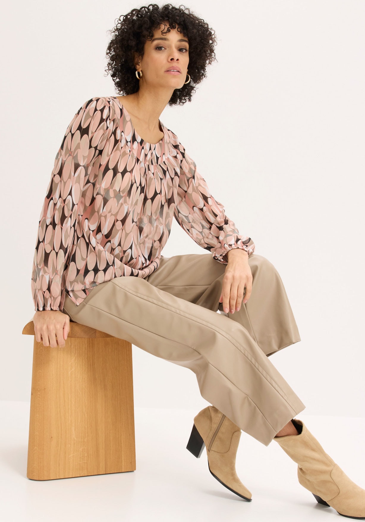 bonprix Tunika figurumspielende Passform, mit langem Arm, aus Polyester