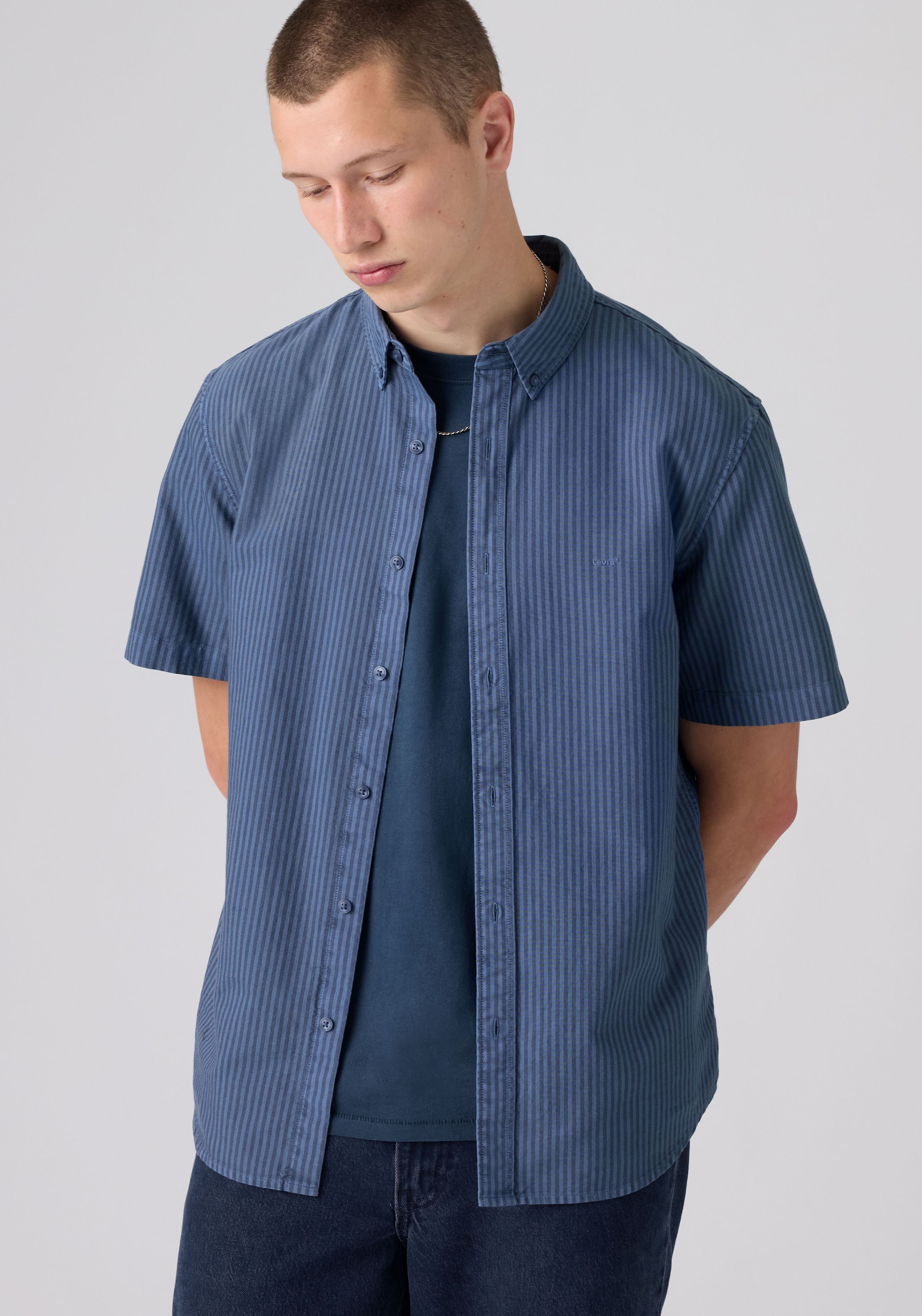 Levi's® Kurzarmhemd »SS AUTHENTIC BUTTON DOWN« mit kleiner Logostickerei auf der Brust