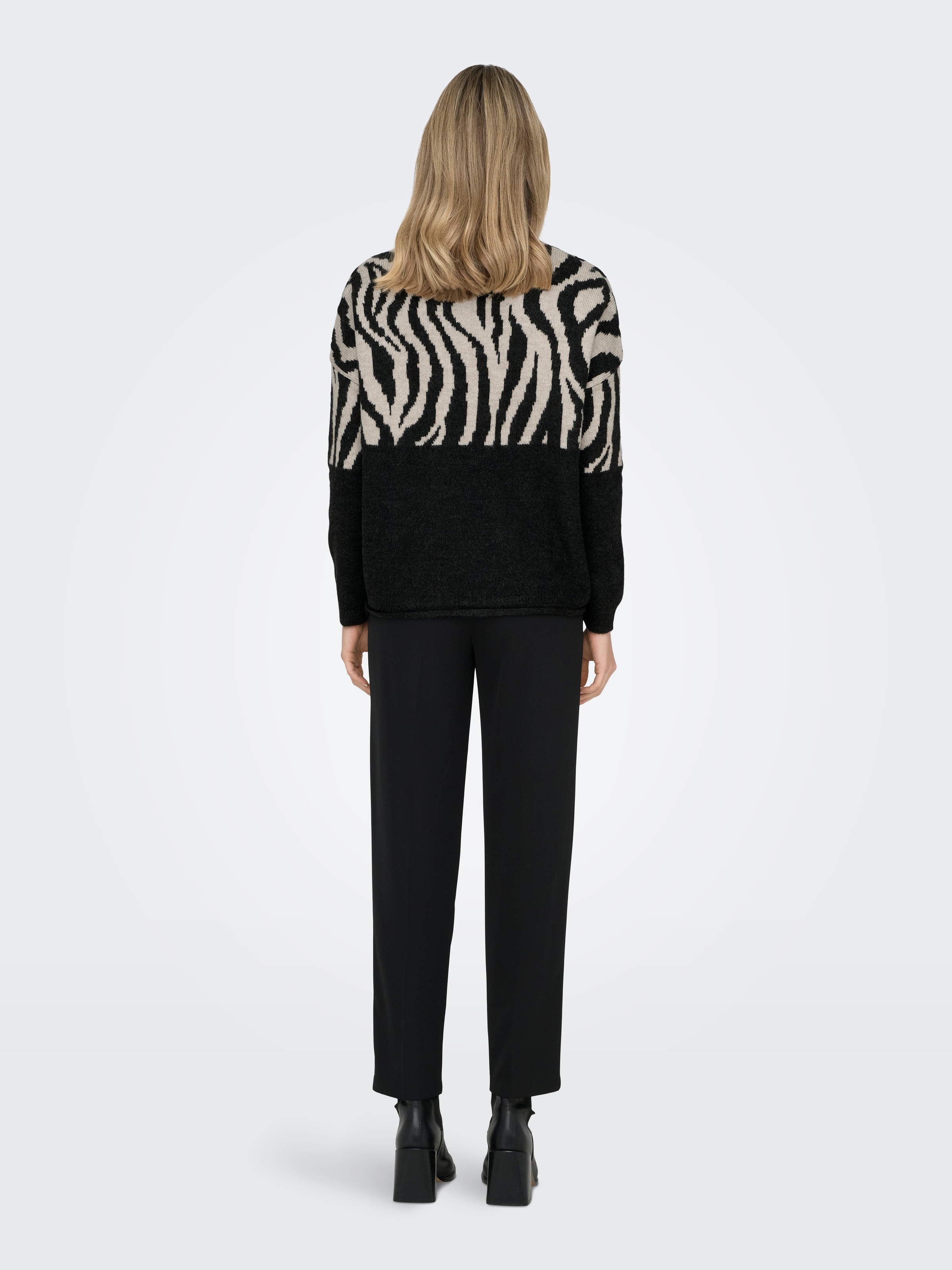 ONLY Rundhalspullover »ONLJADE ZEBRA LS O-NECK CC KNT«