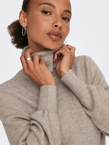 ONLY Strickkleid »ONLSASHA L/S ROLLNECK DRESS NCA KNT«, mit Rollkragen und langen Puffärmeln