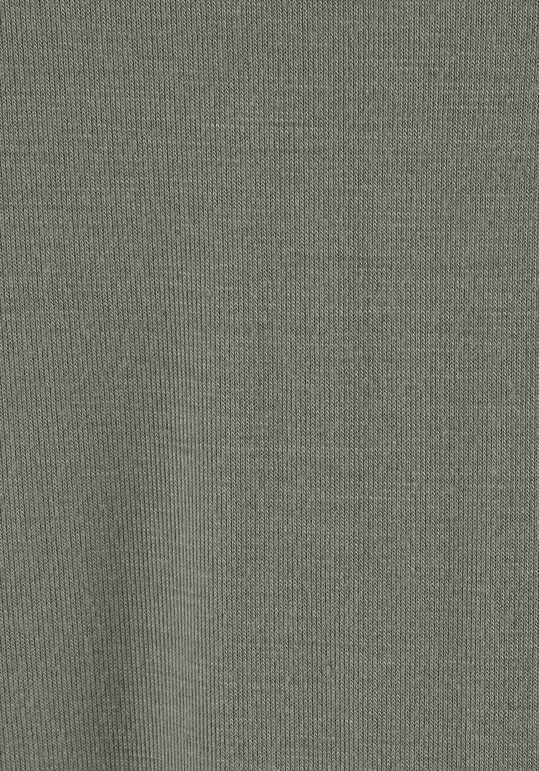 LASCANA Kurzoverall mit V-Ausschnitt, elastischer Jumpsuit mit Taschen