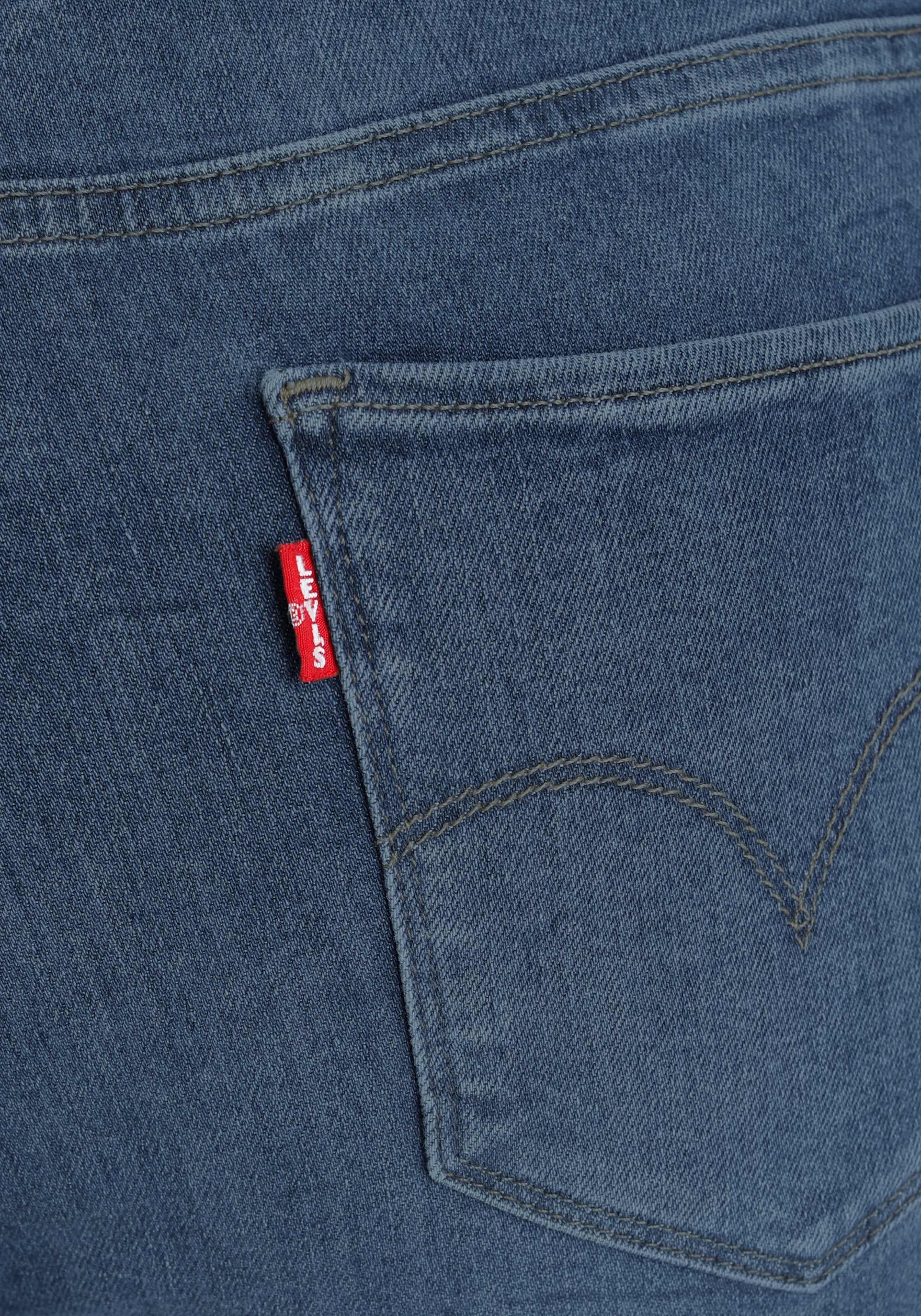 Levi's® Plus Skinny-fit-Jeans »720 High-Rise«, mit hoher Leibhöhe