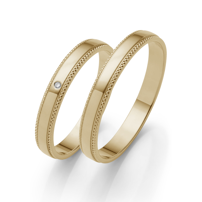 FIRETTI Trauring »Schmuck Geschenk Gold 375 Hochzeit Ehering "LIEBE"« Made in Germany, wahlweise mit oder ohne Brillant gelbgoldfarben 66 Ehering -...