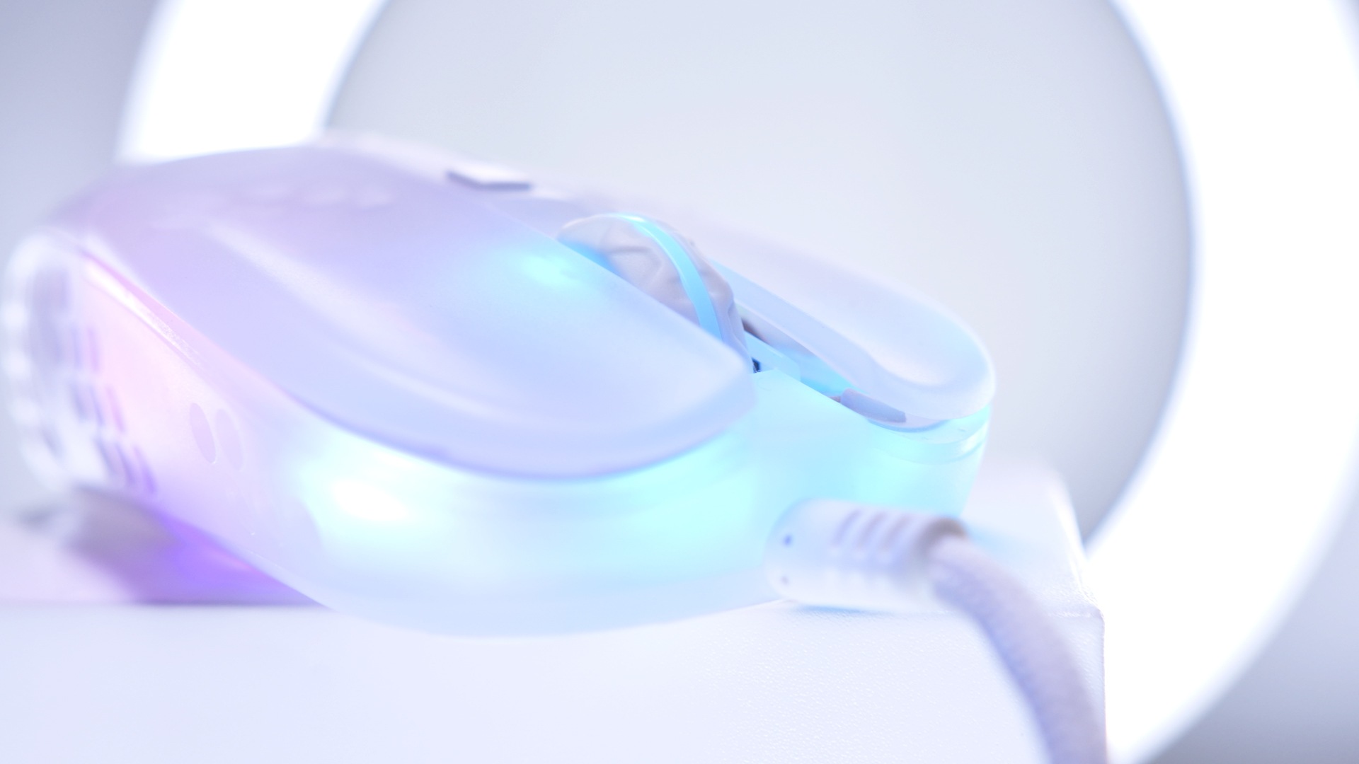Cherry Xtrfy Gaming-Maus »MZ1 RGB«, kabelgebunden, ultraleichte Gaming-Maus
