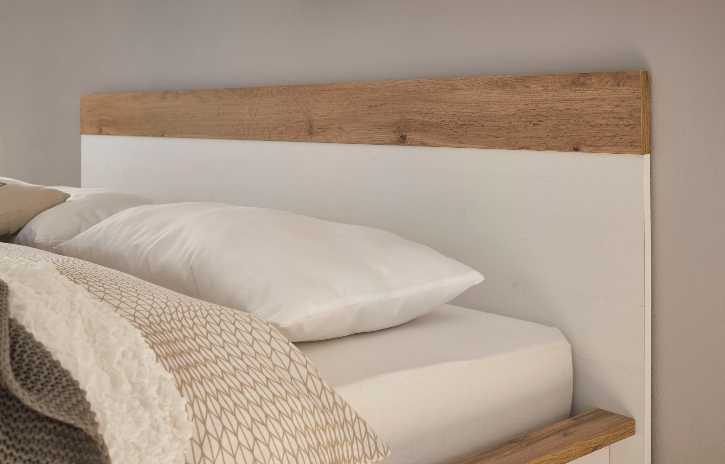 OTTO home Schlafzimmer-Set »Westminster« beinhaltet 1 Bett, Kleiderschrank 3-türig und 2 Nachtkommoden