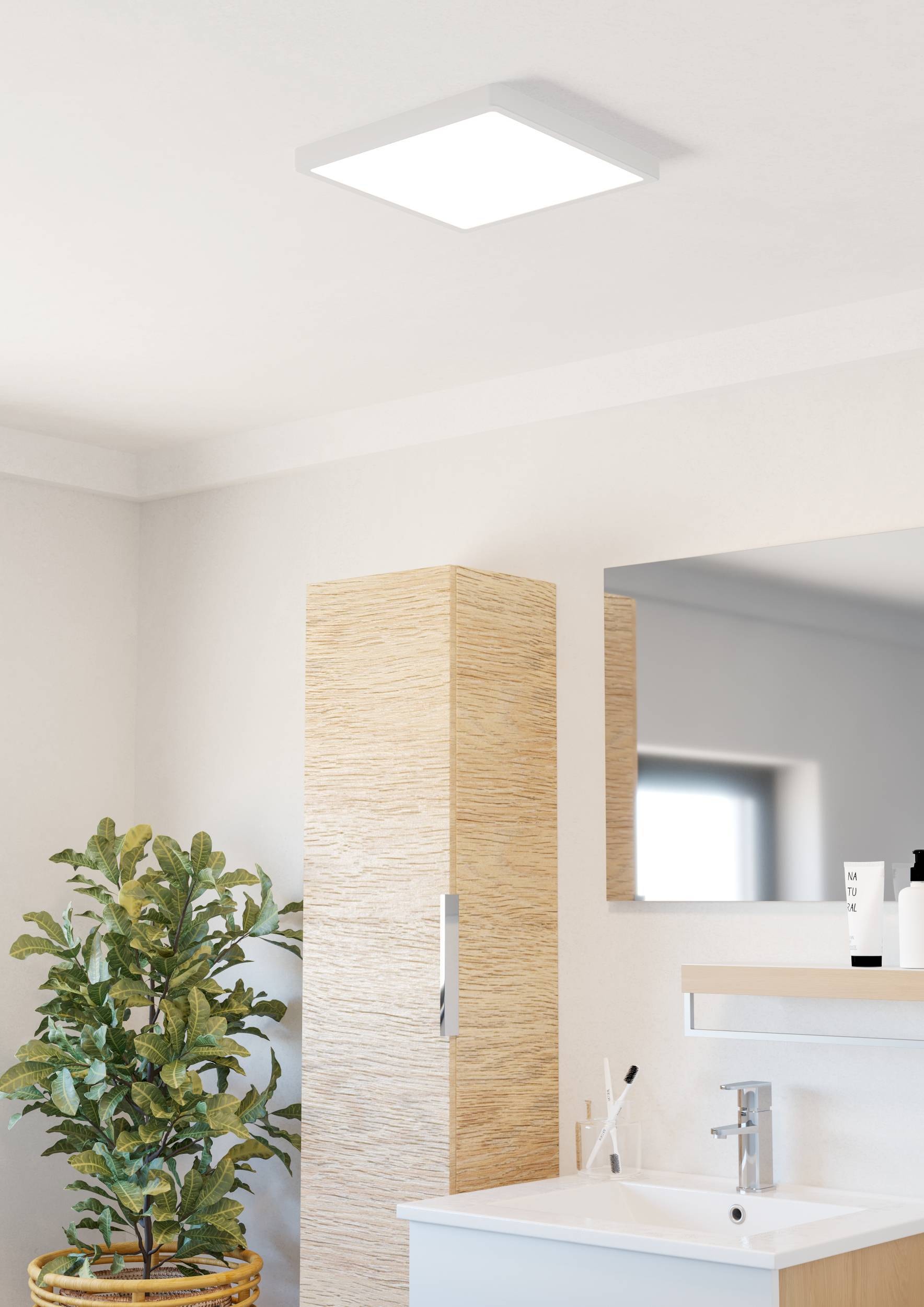 EGLO Aufbauleuchte »Fueva 6 Deckenleuchte, Badlampe Decke, Deckenbeleuchtung, IP44, Lampe« LED-Modul 1 Stk. Kaltweiß | Neutralweiß | Warmweiß Aufbauleuchte - L29 x B29 x H2,5 cm - weiß - 13W inkl.