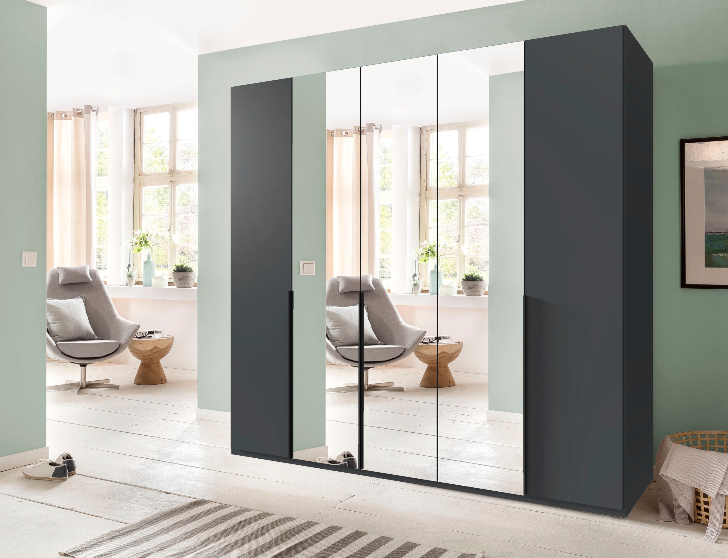 Wimex Kleiderschrank »Mugano, in 5 Breiten und 2 Höhen, Made in Germany«, (in Basic oder Premium Ausstattung mit 2 weiteren Einlegeböden), mit langen Griffstangen aus Metall, wahlweise mit oder ohne Spiegel