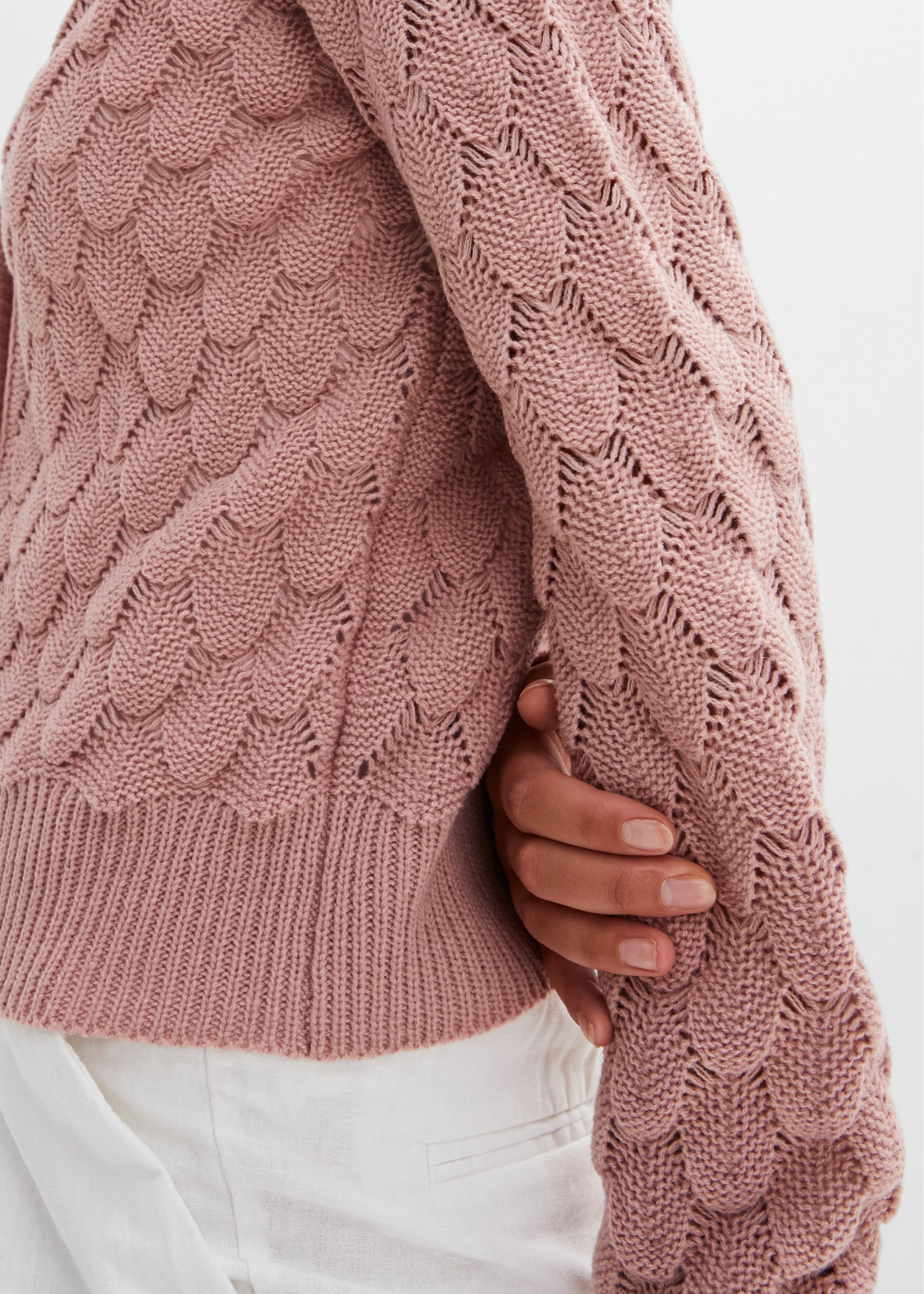 bonprix Ajourstrickjacke »Ajour-Strickjacke« Loose Fit, luftiges Strickmuster, mit Knopfleiste