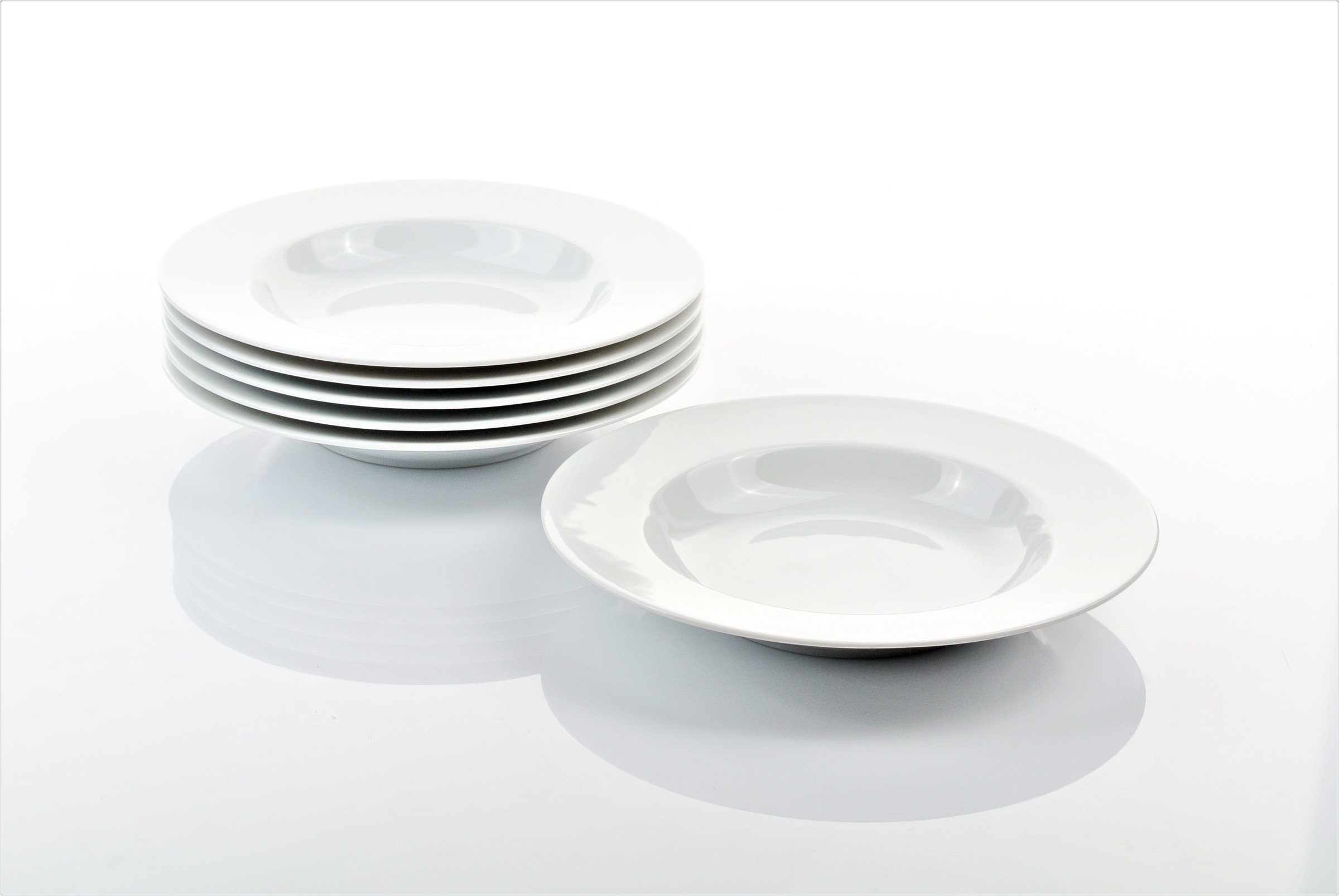 Retsch Arzberg Suppenteller »HEIKE WEISS, Teller 23 cm, Set 6-tlg für 6 Personen, rund, Porzellan«, (Set, 6 St.), für den großen Hunger – 6 tiefe Teller in der größeren Ausführung