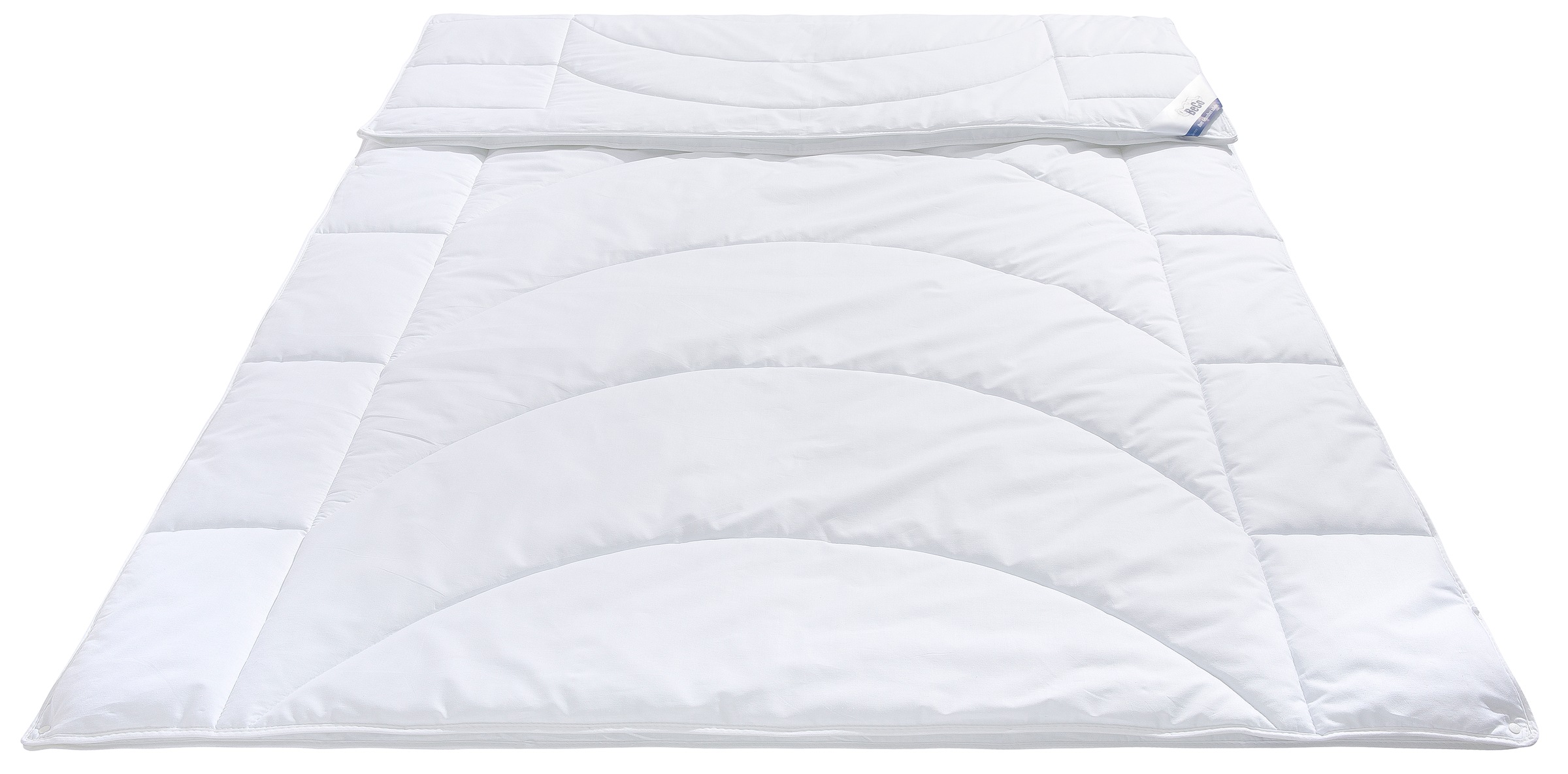 Beco Microfaserbettdecke »Medibett, Bettdecken für Sommer und Winter, zwei Bezugsvarianten«, 4-Jahreszeiten, Füllung 100% Polyester, Bezug 100% Baumwolle, (1 St.), Bettdecke 135x200 cm, allergiker geeignet (Hausstauballergiker)