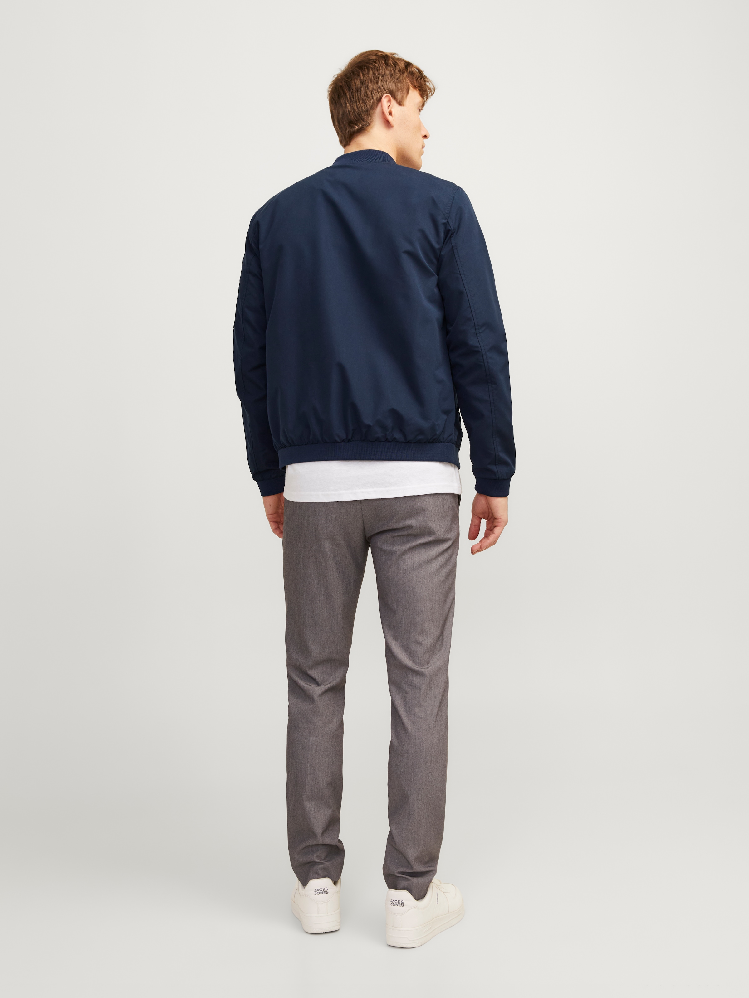 Jack & Jones Blouson »JJERUSH mit Stehkragen und Reißverschlusstaschen« ohne Kapuze unifarben, modisch, regular fit, Polyester