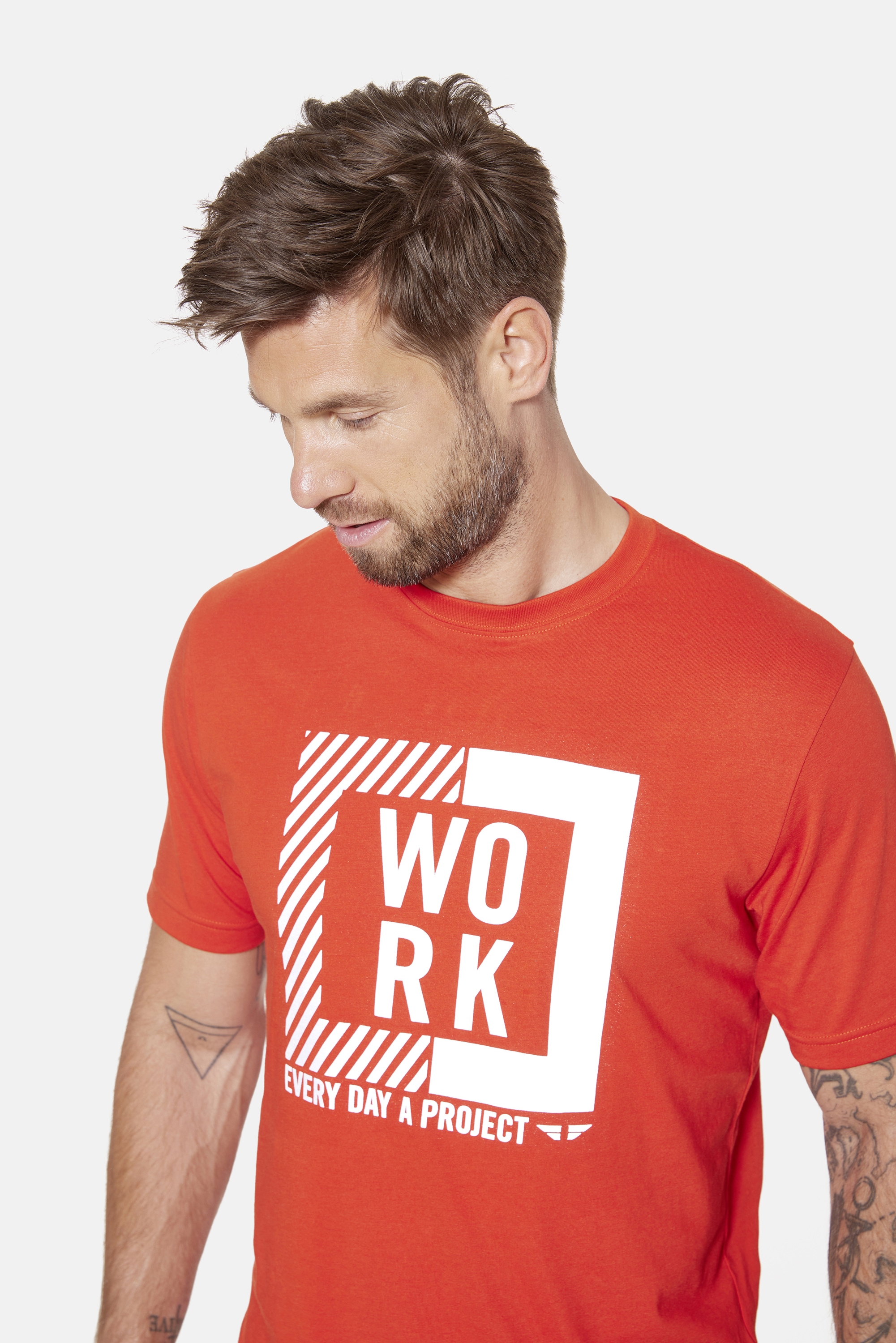 HERO by John Medoox Businessshirt »Workwear T-Shirt mit Logoprint« T-Shirt mit Logoprint Funktionsqualitätfür Herren