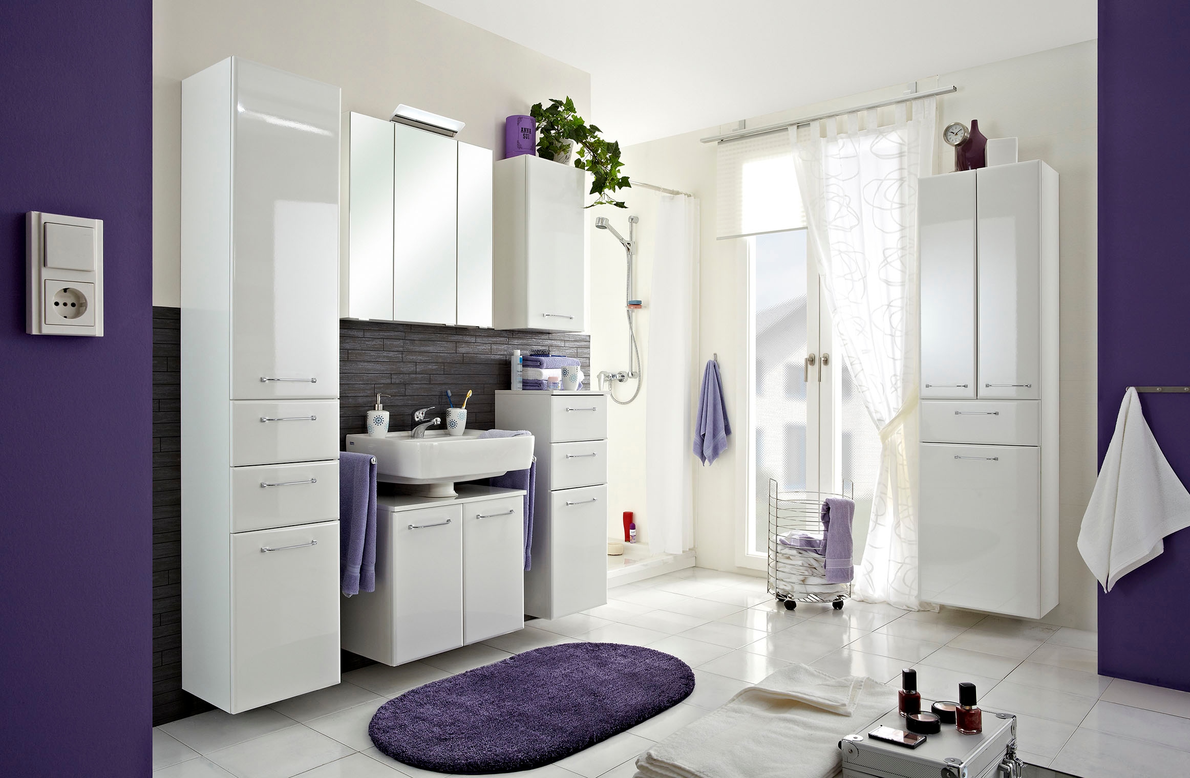 Saphir Hochschrank »Quickset Badschrank 50 cm breit, 2 Türen, 1 Schublade, 1 Wäschekippe«, Badezimmer-Hochschrank inkl. Türdämpfer, Griffe in Chrom glänzend