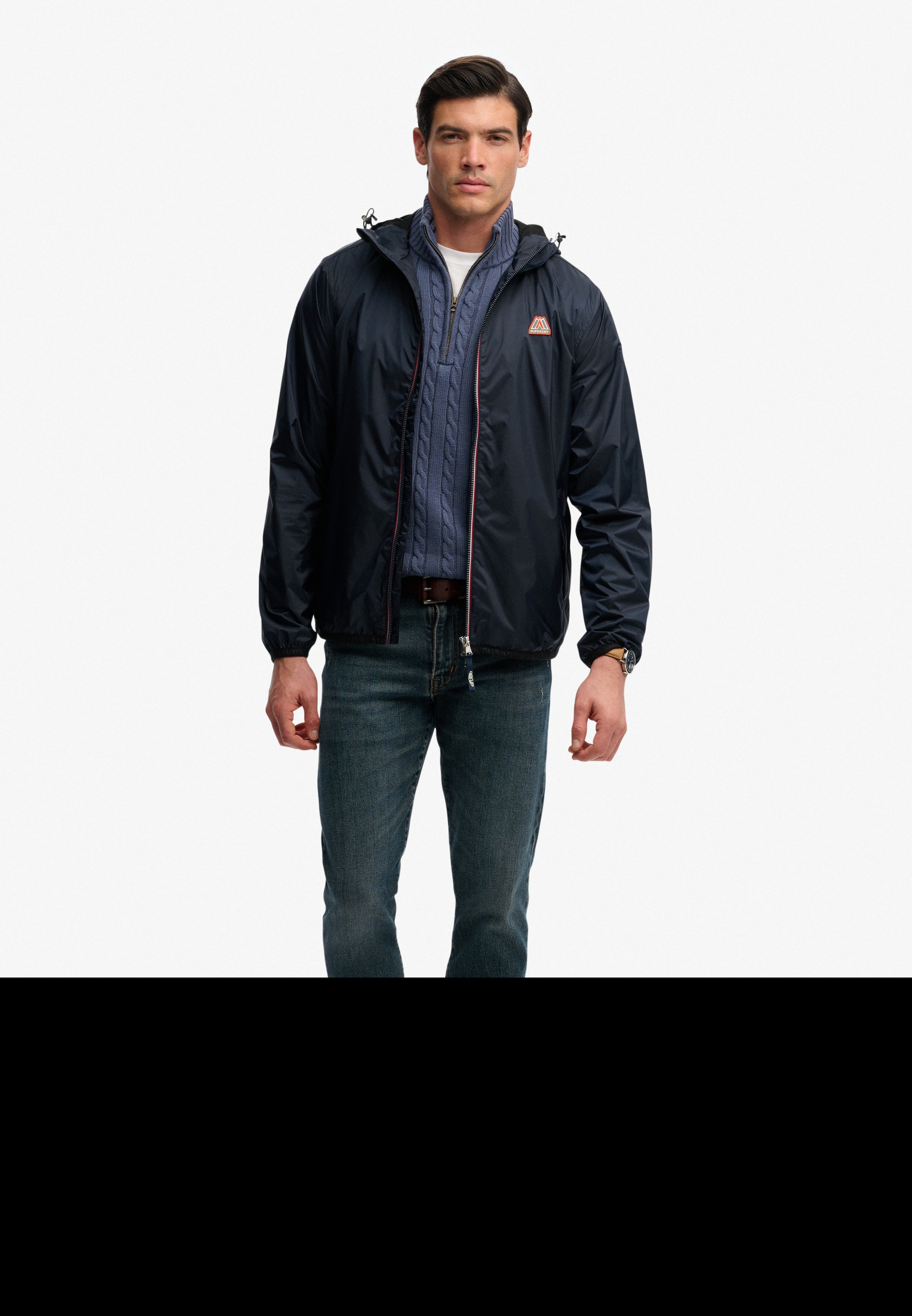 Superdry Windbreaker »ESSENTIAL TRI WINDBREAKER JKT« mit Kapuze mit Reißverschluss, aus Polyester, pflegeleicht, Relaxed Fit