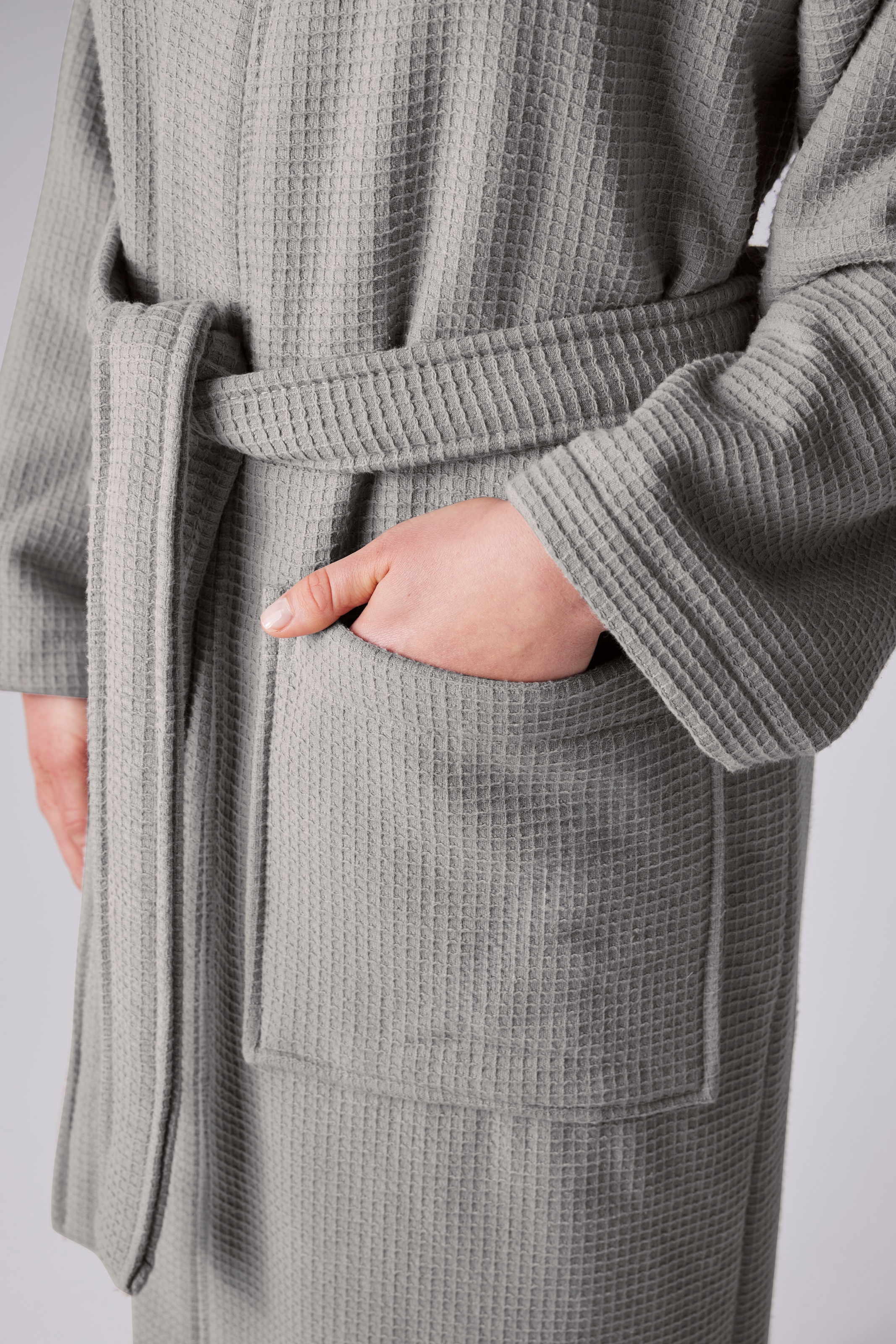 OTTO home Unisex-Bademantel »Merida, Waffelpiqué, Premium Qualität, 500 g/m², Morgenmantel« 1 Stk. Hotelbademantel, dicke Qualität, S-2XL, auch ideal für Sauna & Spa