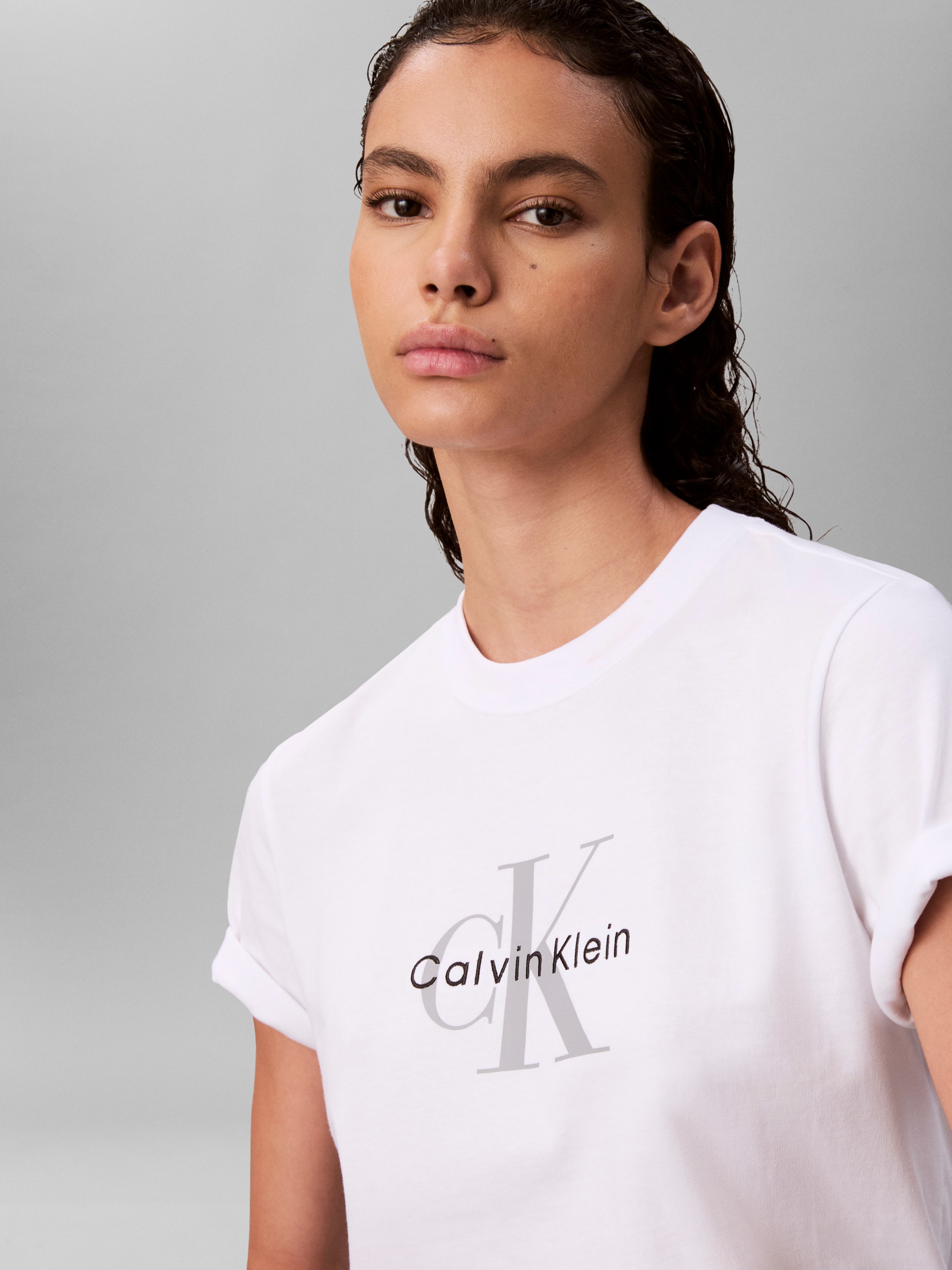 Calvin Klein Jeans T-Shirt »HERO SS CLASSIC MONOLOGO CNECK T« Rundhalsausschnitt, Regular Fit, Logo-Druck