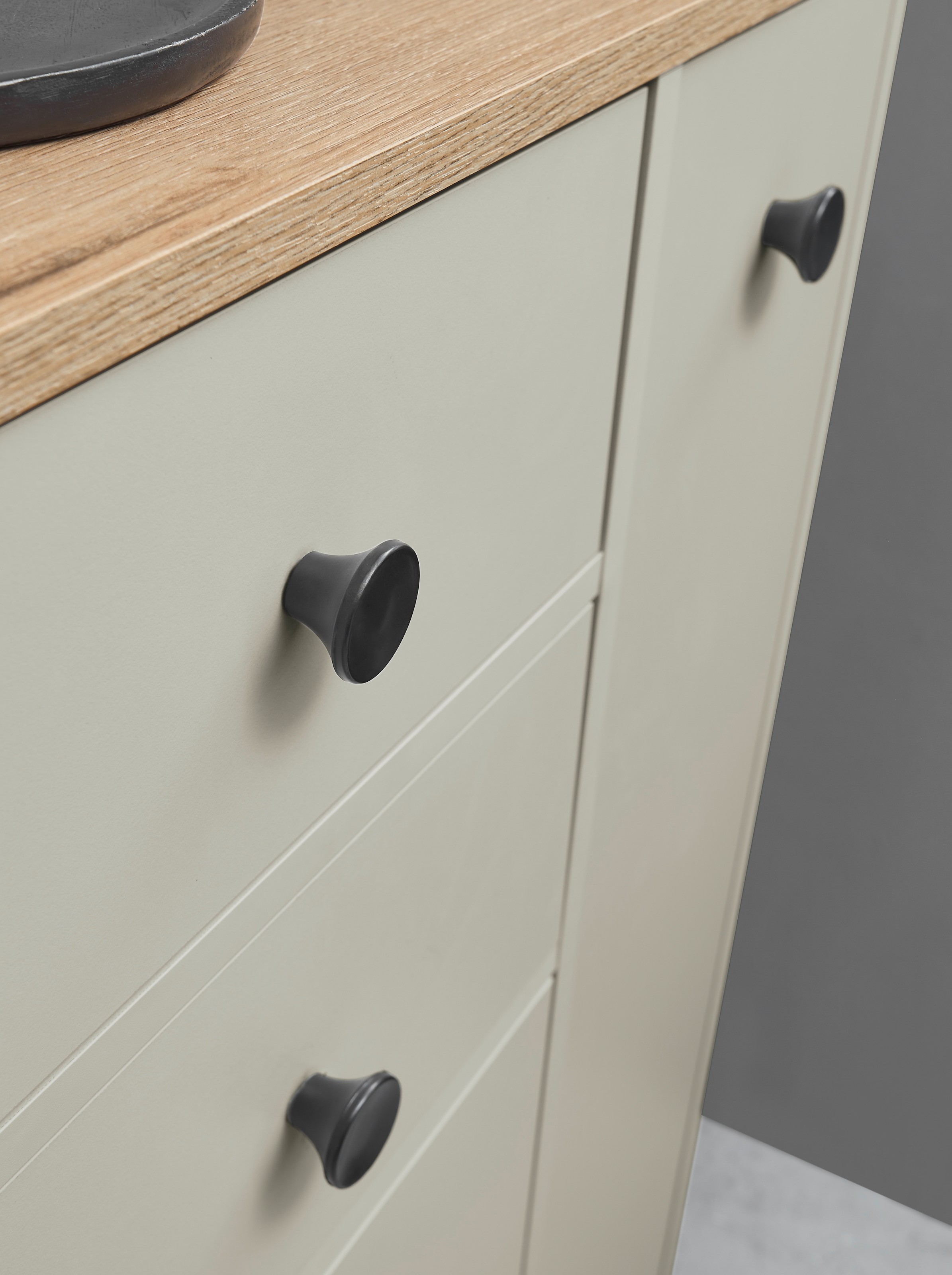 BASIC by Balculina Waschbeckenunterschrank »Linea« 1 Stk. tlg. Breite 60cm, U-Profil Füße, Unterflurauszug