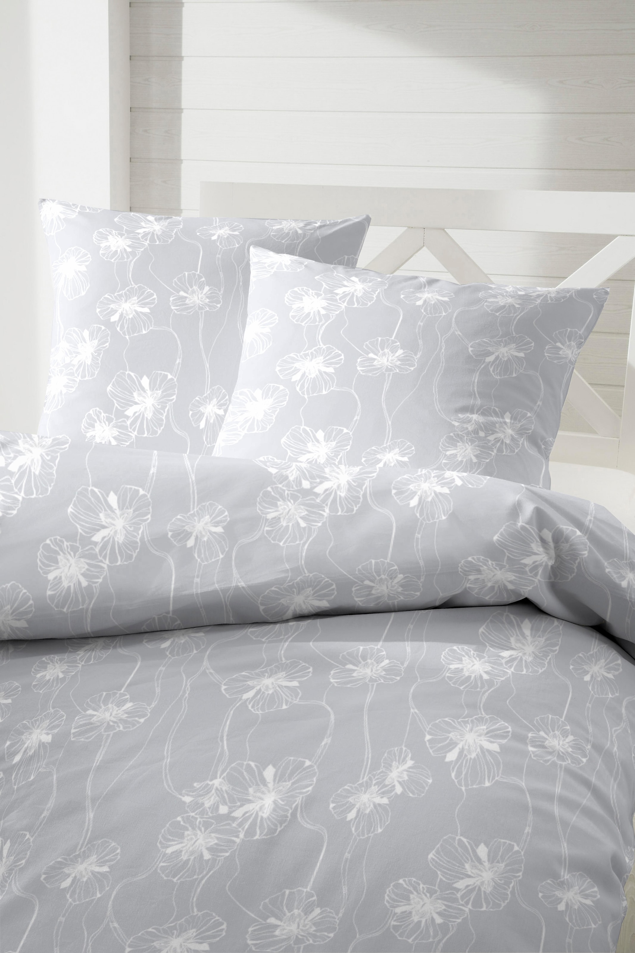 Primera Bettwäsche »Magna«, im Blumendesign