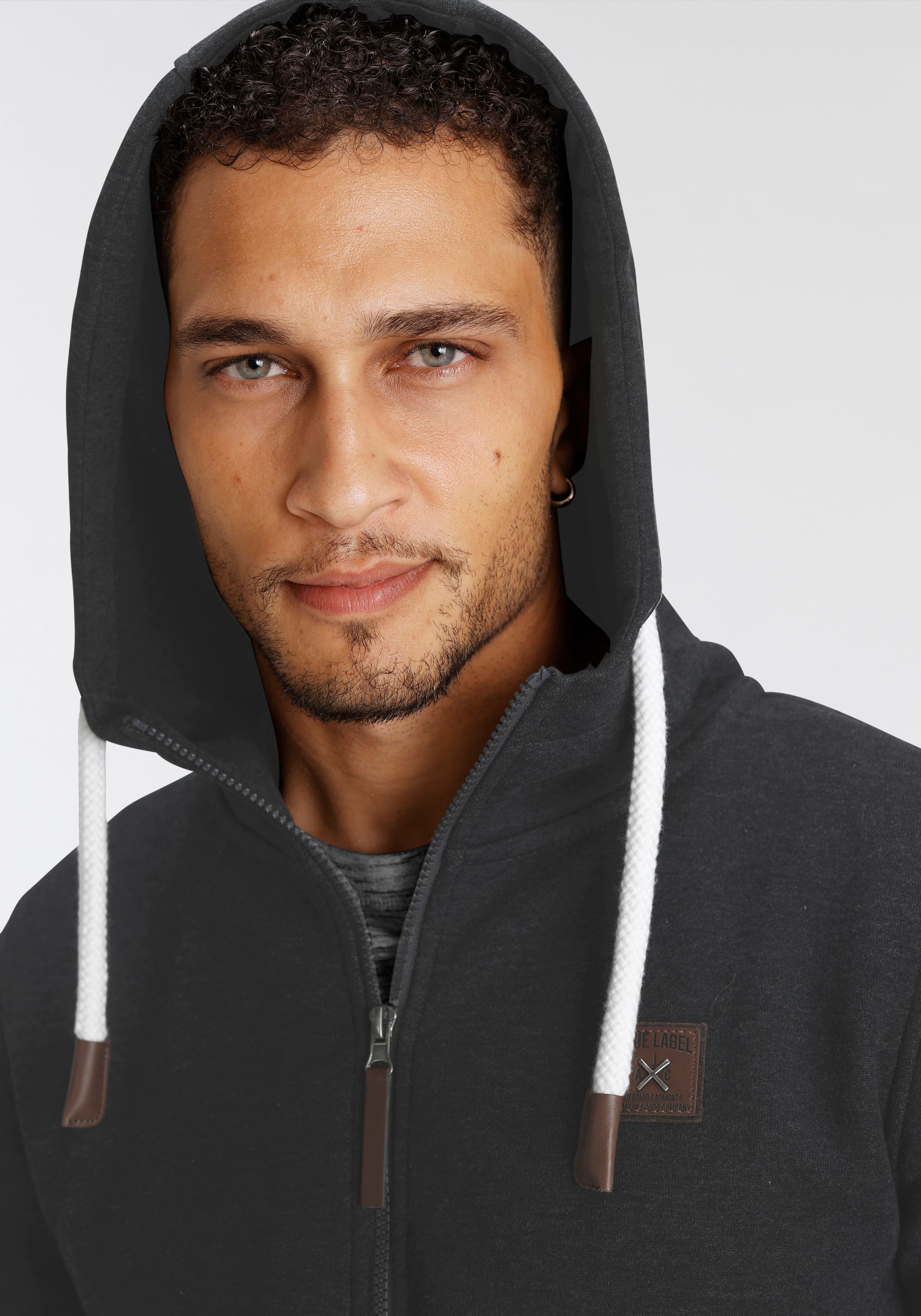 AJC Kapuzensweatjacke, mit Lederappltikationen an den Eingriffstaschen