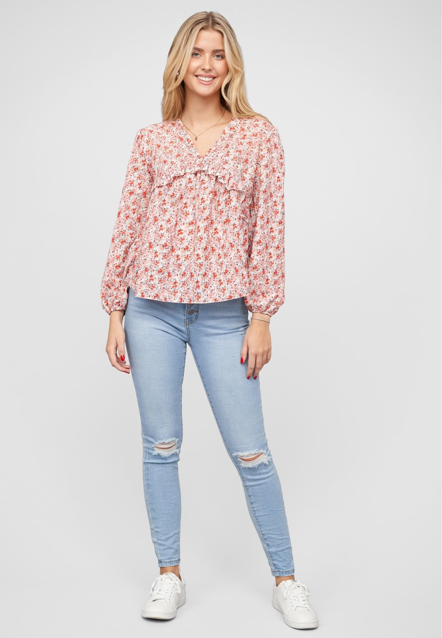 CLOUD 5IVE Langarmhemd »CLOUD 5IVE V-Neck Bluse mit Rüschendetails und Blumen Print«