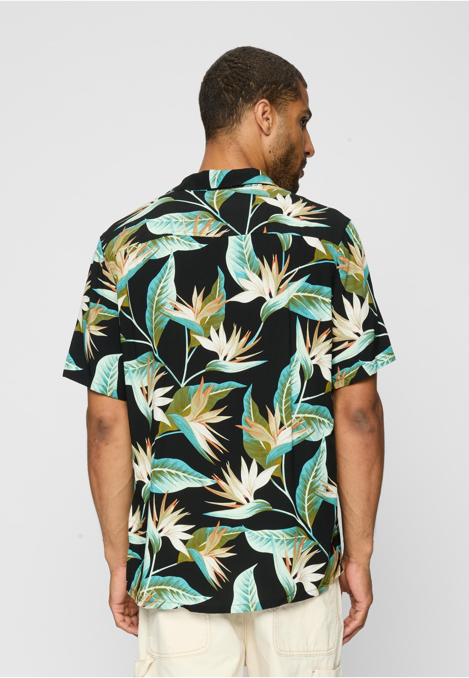 URBAN CLASSICS Langarmhemd »Urban Classics Herren Blossoms Resort Shirt« 1 Stk.