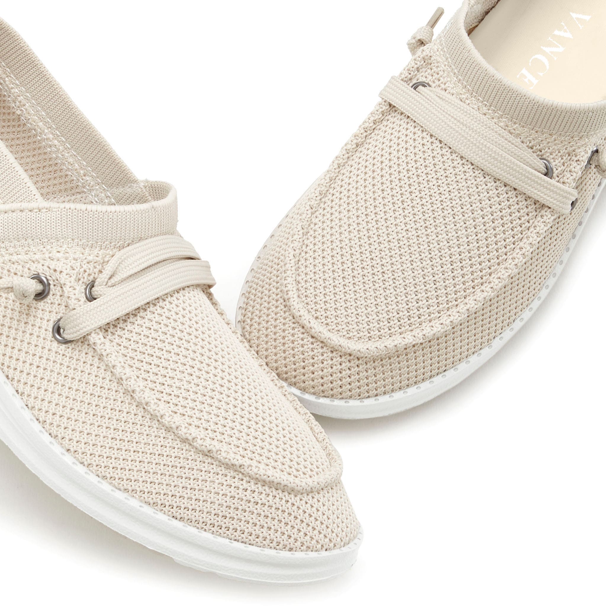 Vivance Sneaker »Freizeitschuh, Halbschuh,«, in Mesh-Optik zum Reinschlüpfen mit elastischen Schnürbändern VEGAN