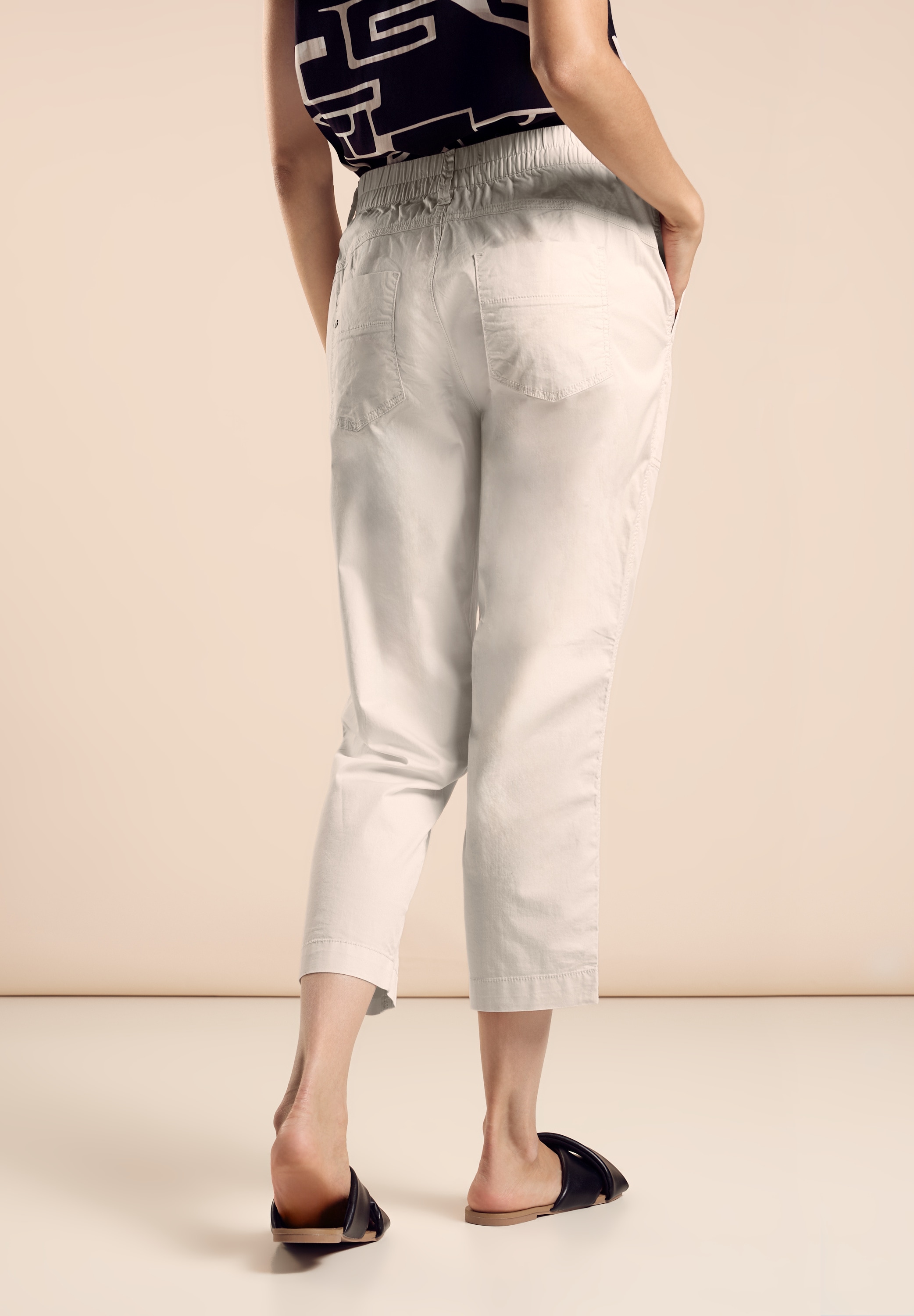 STREET ONE Stoffhose »Style Bonny«, in 3/4 Länge mit Stretch