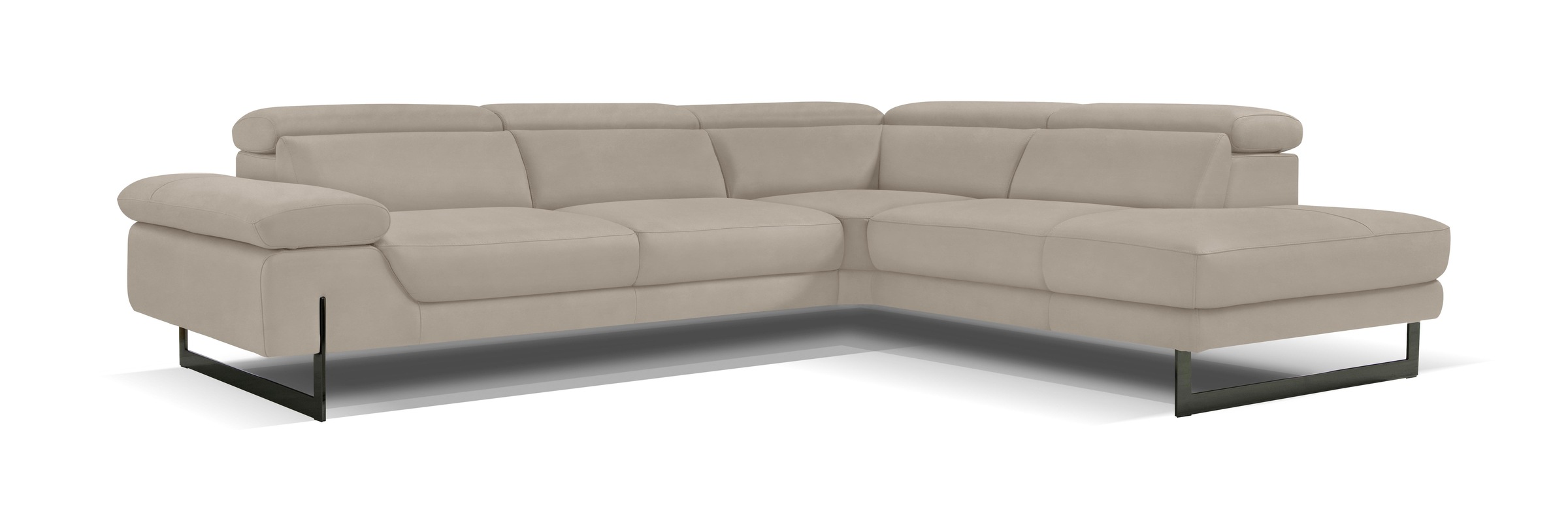 Egoitaliano Ecksofa »Queenie, extravagantes Sofa mit erstklassigem Sitzkomfort«, mit verstellbarer Armlehne und Kopfteilen für Wohlfühlkomfort