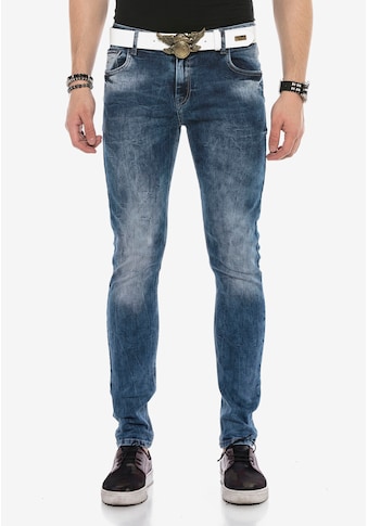 Cipo & Baxx Bequeme Jeans, mit optimaler Passform in Slim-Straight Fit kaufen