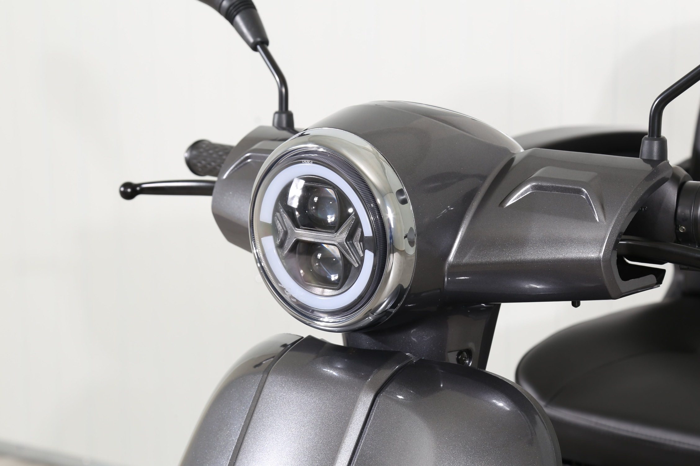Aktiv mobil Elektromobil »AM E-Rider 1000, 25 km/h mit Topcase« 1.000 W 25 km/h Topcase mit Fassungsvermögen von ca. 25 l, Staufach mit ca. 19 l