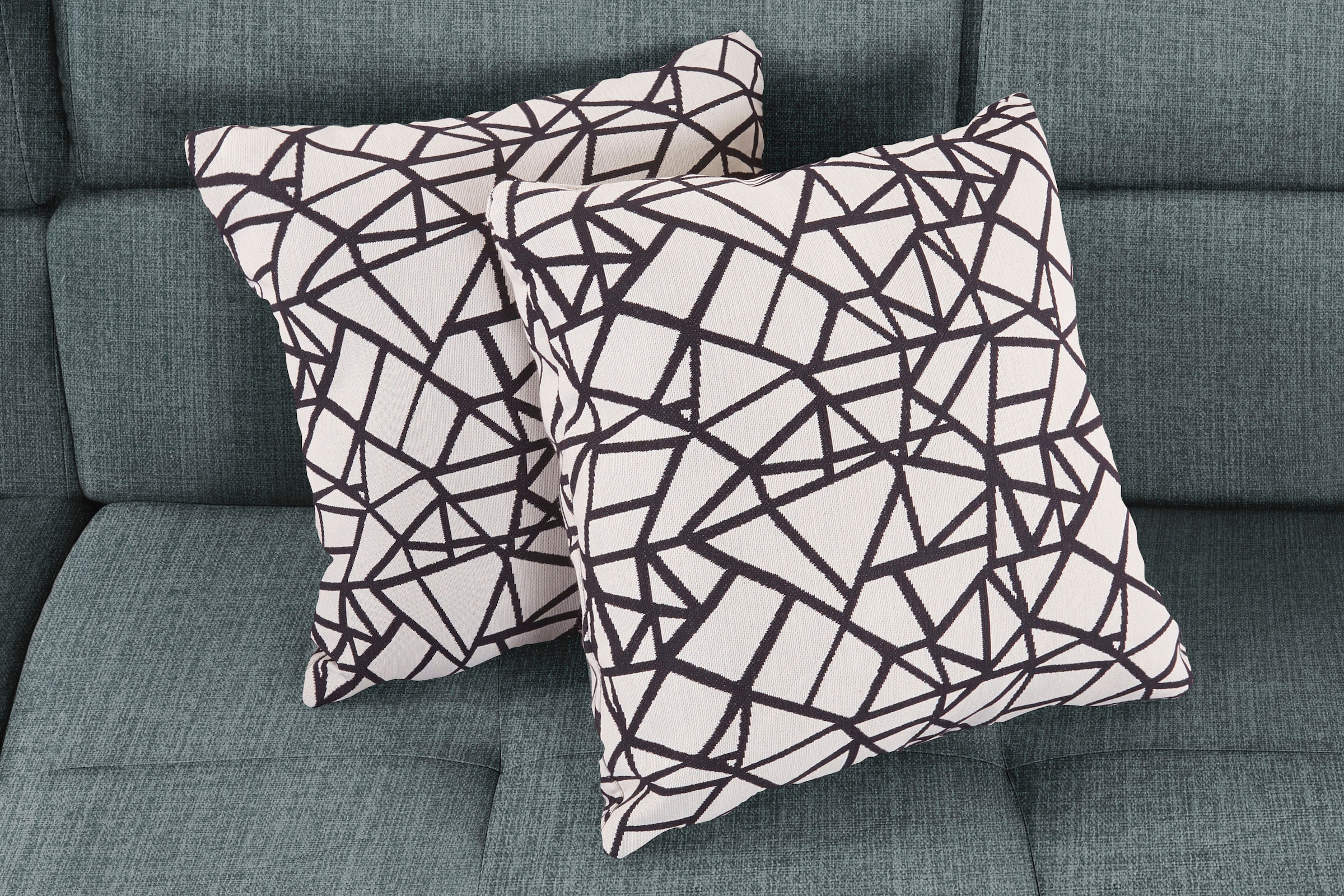 COTTA Ecksofa »Mia L-Form mit 3 Zierkissen«, wahlweise mit Bettfunktion, Bettkasten, Beleuchtung & Wireless-Charger
