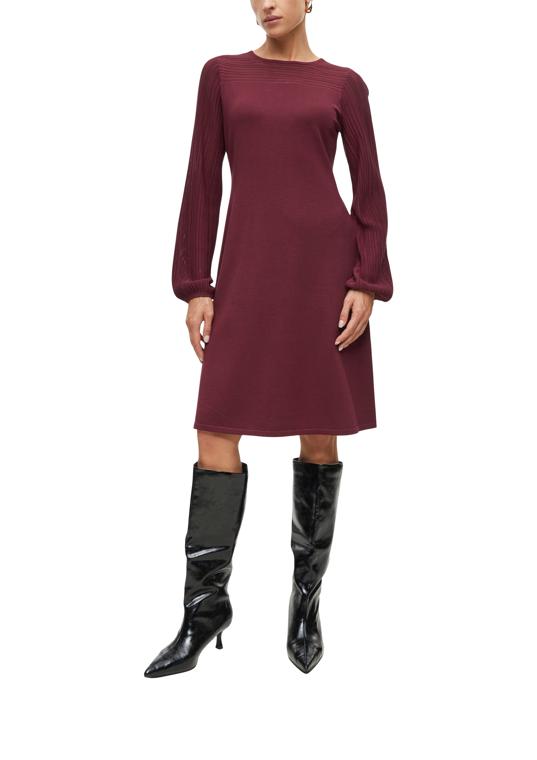 s.Oliver BLACK LABEL Strickkleid Ohne Taschen knielang, mit feiner Strick-Struktur / Langarm