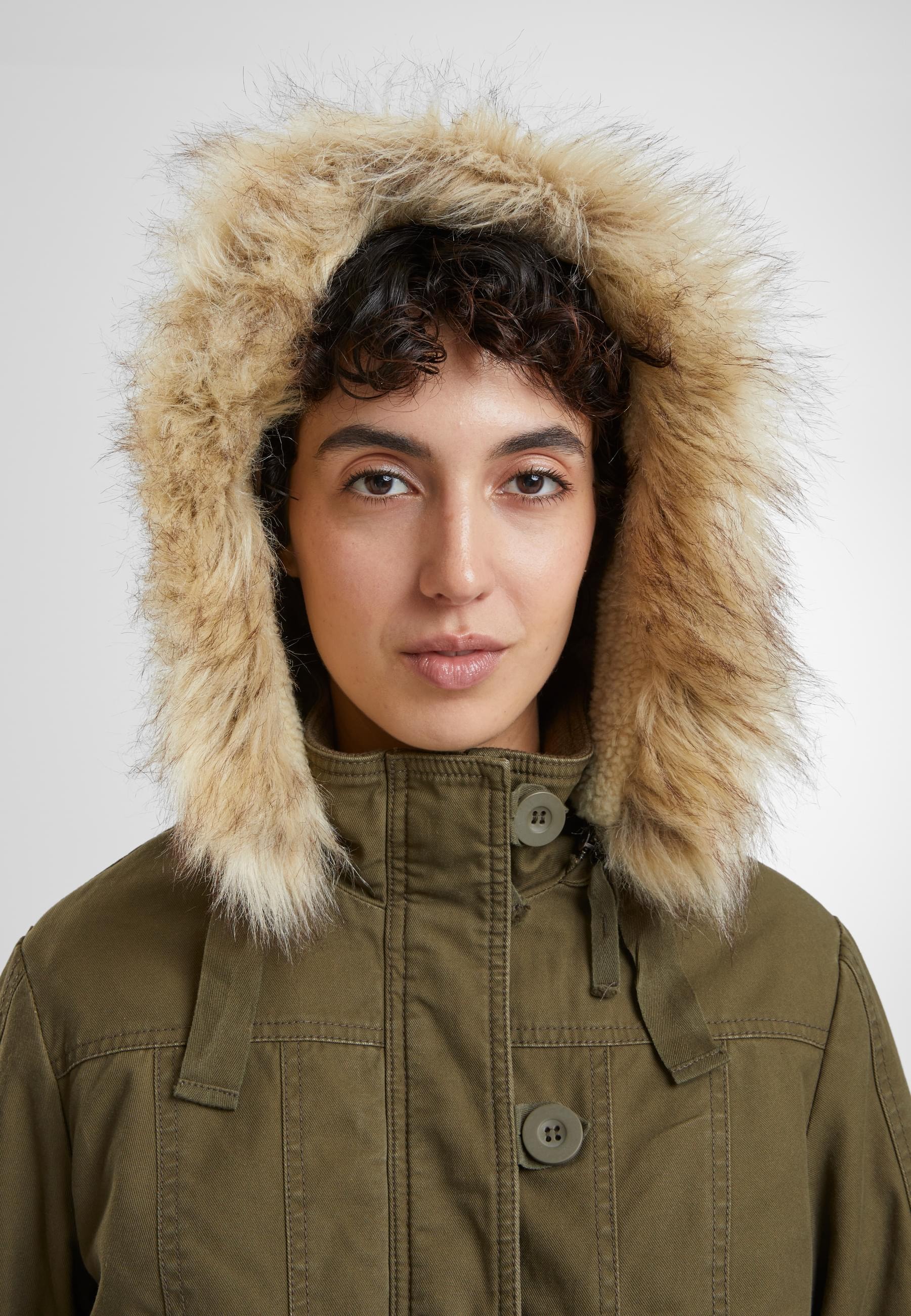 Brandit Parka »Brandit Brandit Women Nila Winterparka« 1 Stk. tlg. mit Kapuze