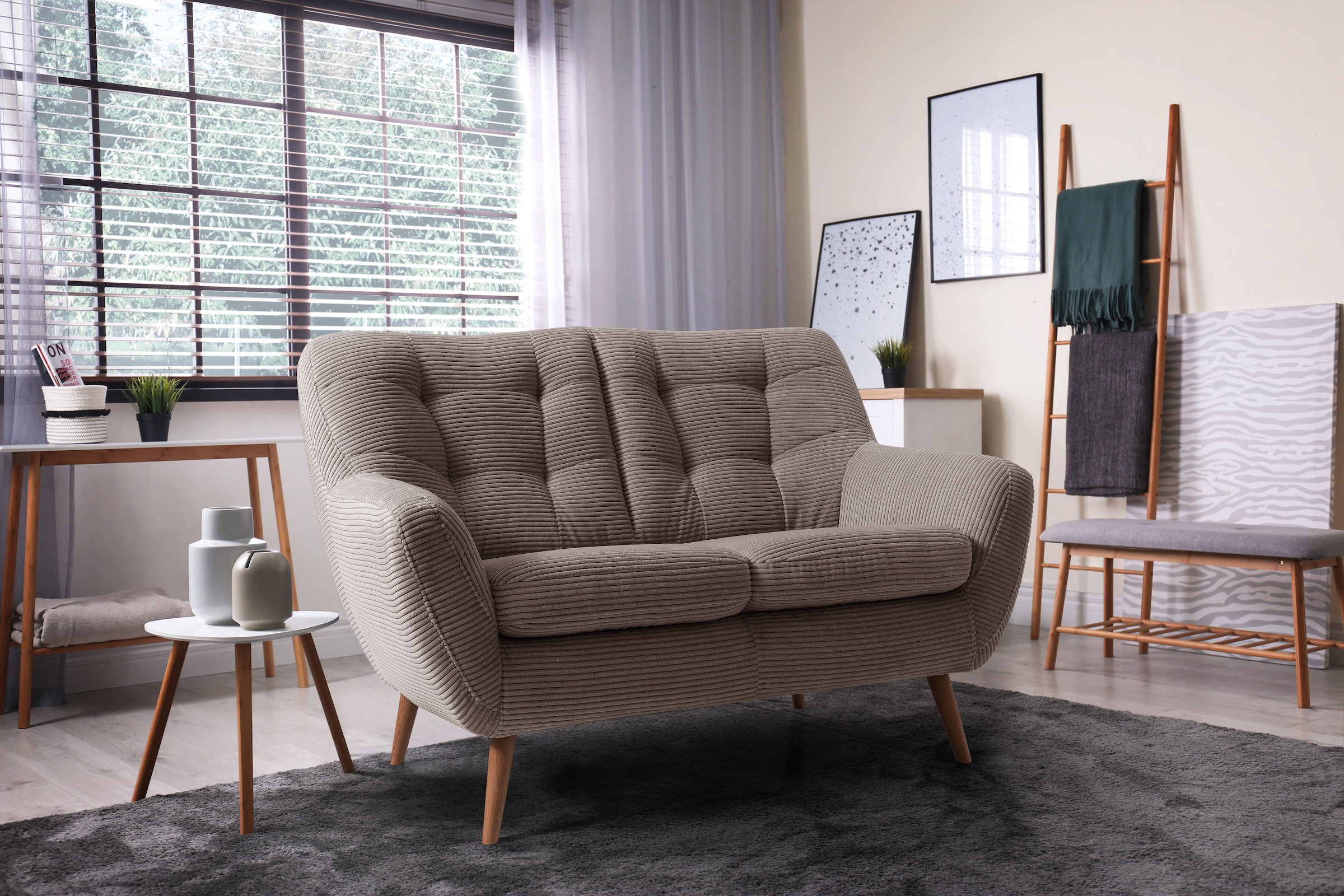 exxpo - sofa fashion 2-Sitzer »Scandi, bequem, aufwendige Rückenpolsterung für mehr Sitzkomfort«, akuelle Farben in hochwertige Bezugsqualitäten, Holzfuß