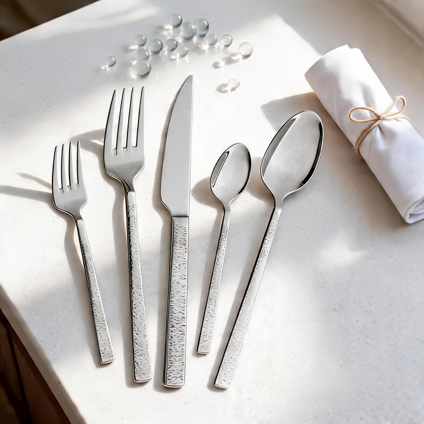 Mulex Besteck-Set »Genua, Besteckset mit 3 Multifunktionstüchern« Kratzfestes Besteck mit edlem Design und angenehmer Haptik