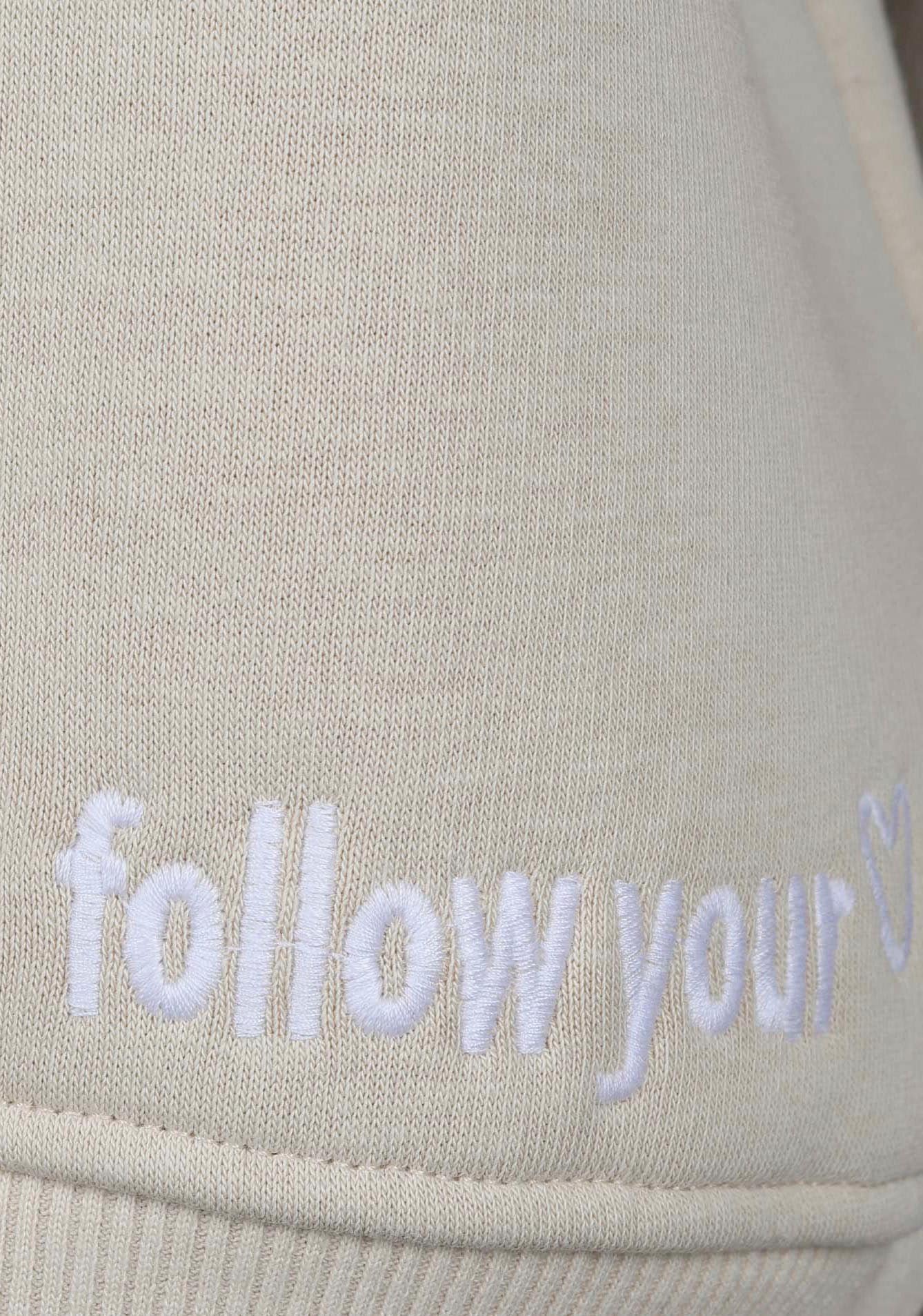 Zwillingsherz Sweatshirt, mit "Wild at Heart"-Aufdruck in Leo-Optik und gestickten Details