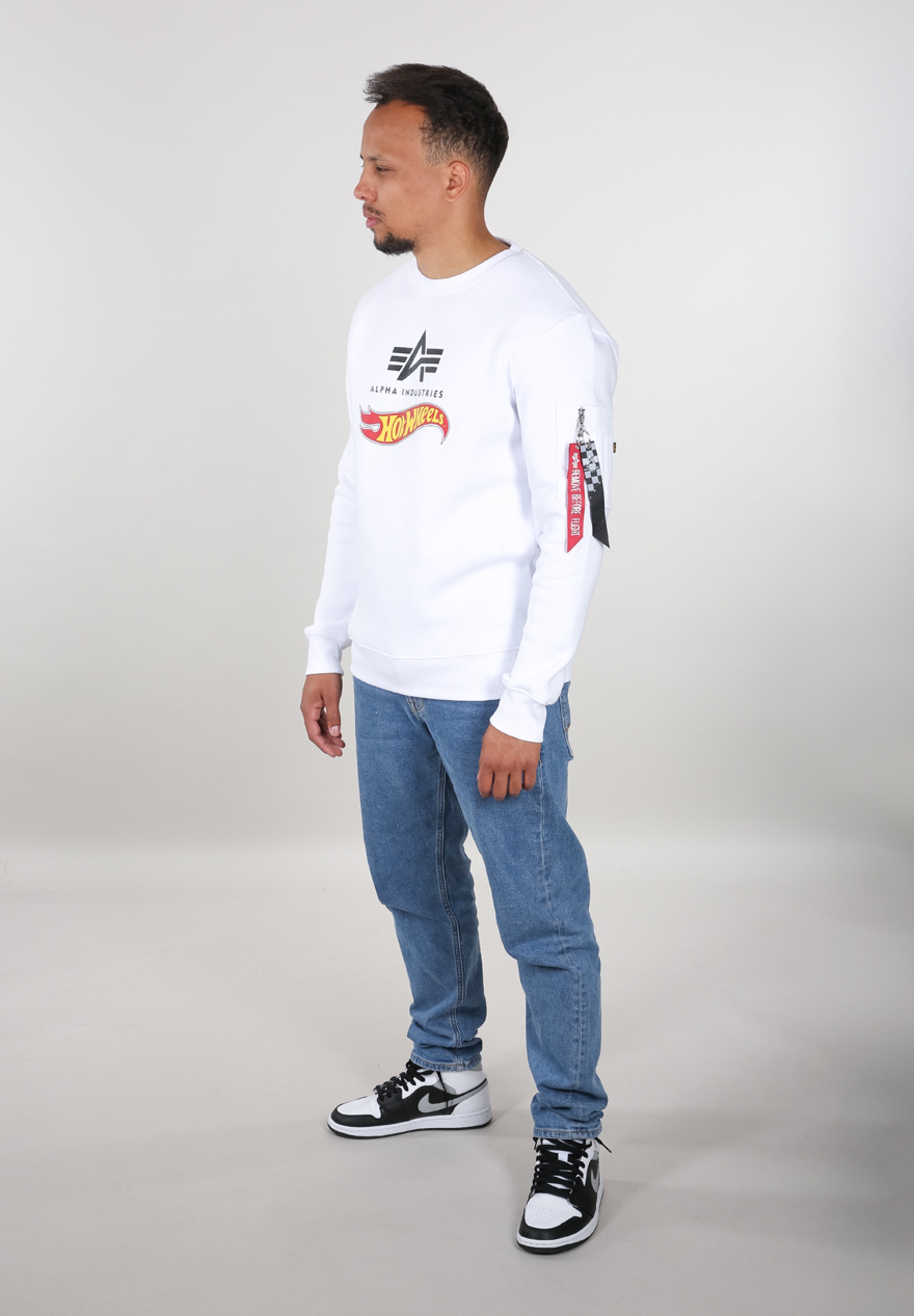Alpha Industries Sweater »Alpha Industries Men - Sweatshirts Hot Wheels Flag Sweater«