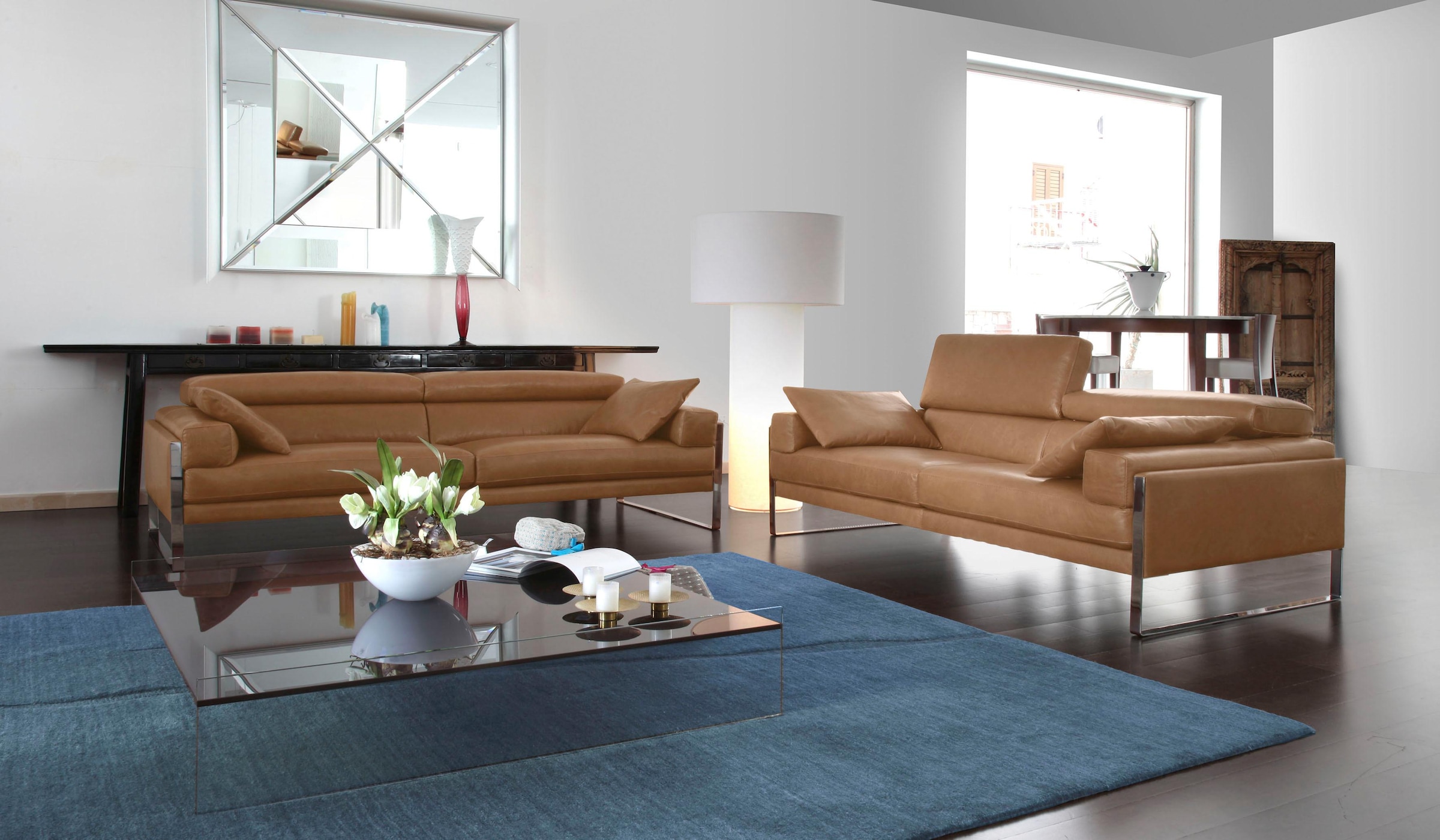 CALIA ITALIA 2-Sitzer »Romeo, Designsofa der Extraklasse mit tollem Sitzkomfort«, edle Design Kufenfüße und edlem Lederbezug