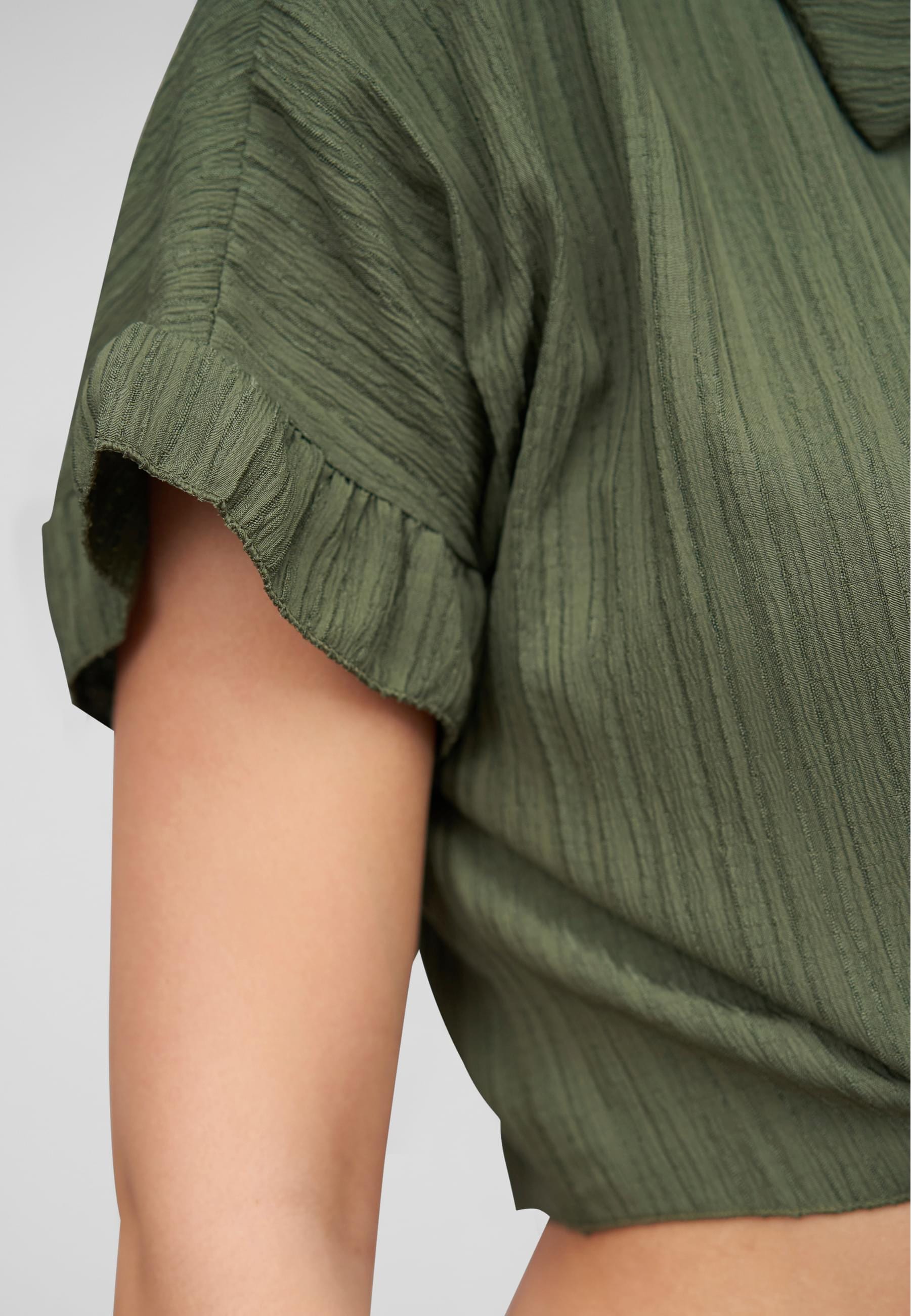 CLOUD 5IVE Klassische Bluse »CLOUD 5IVE Crop Bluse mit Knopfleiste und Knoten«