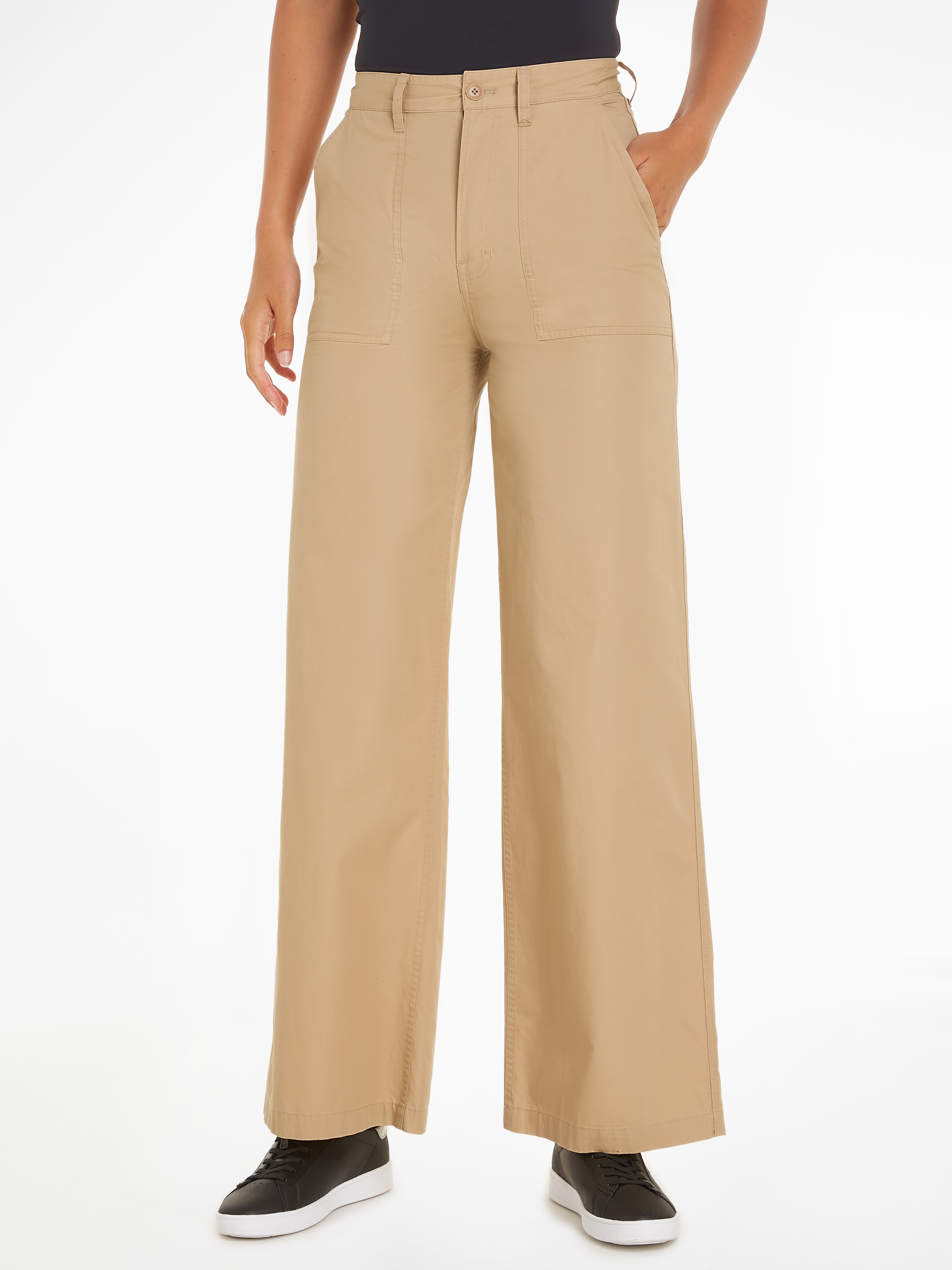 Tommy Jeans Cargohose »TJW CLAIRE HR WIDE CARGO PANT«, mit Logopatch