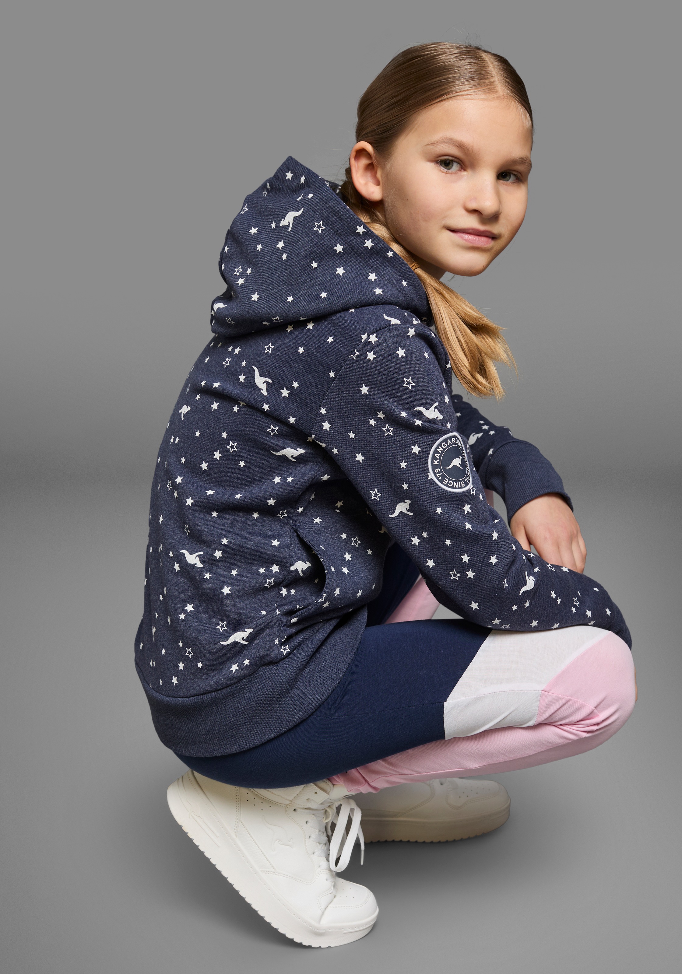 KangaROOS Kapuzensweatshirt, Langarm, bedruckt, mit Kapuze, aus Baumwollmischung
